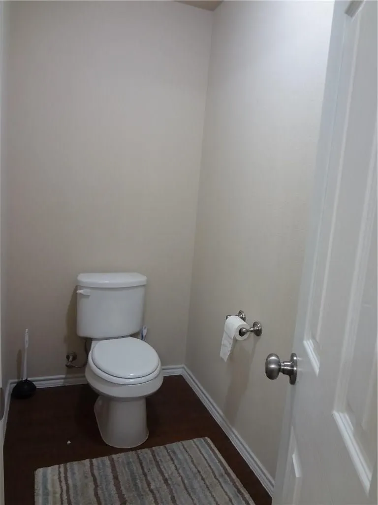 Single Family Residence For Rent in Tarrant County , 12100 Vista Oak Boulevard, Burleson, Texas 76028, 3 Bedroom, 2 Bathroom, 2 Garage spaces, 1,515 Sqft, built in 2015, mls#21393039, Real Estate Agent in Burleson, Homes For Rent in Tarrant county, Homes For Rent in Burleson, Realtor in Burleson Texas, Real Estate Brokerage Independent Realty Texas, Luminita Cordes Realtor
