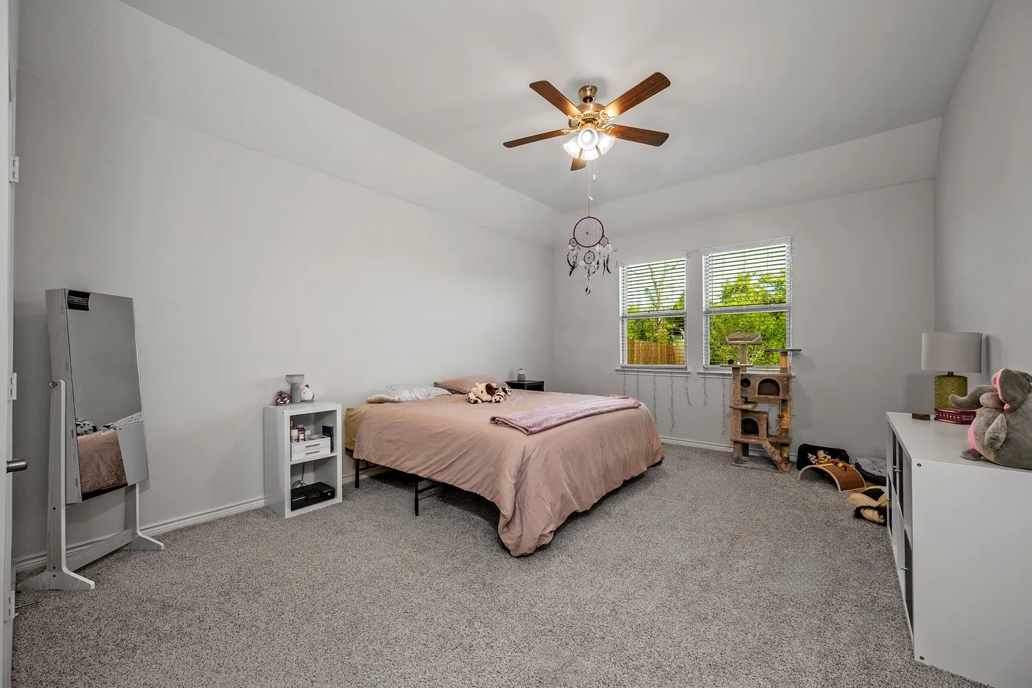 Single Family Residence For Rent in Denton County , 10505 Amarillo Lane, Aubrey, Texas 76227, 3 Bedroom, 2 Bathroom, 2 Garage spaces, 1,641 Sqft, built in 2023, mls#21392888, Real Estate Agent in Aubrey, Homes For Rent in Denton county, Homes For Rent in Aubrey, Realtor in Aubrey Texas, Real Estate Brokerage Independent Realty Texas, Luminita Cordes Realtor