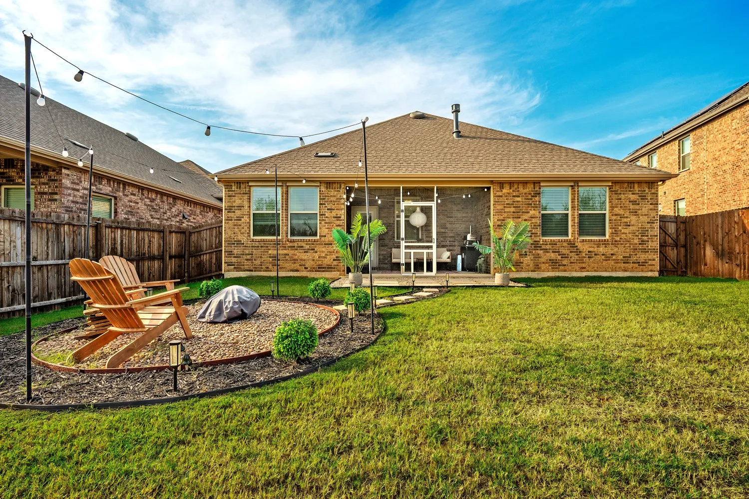 Single Family Residence For Rent in Denton County , 10505 Amarillo Lane, Aubrey, Texas 76227, 3 Bedroom, 2 Bathroom, 2 Garage spaces, 1,641 Sqft, built in 2023, mls#21392888, Real Estate Agent in Aubrey, Homes For Rent in Denton county, Homes For Rent in Aubrey, Realtor in Aubrey Texas, Real Estate Brokerage Independent Realty Texas, Luminita Cordes Realtor