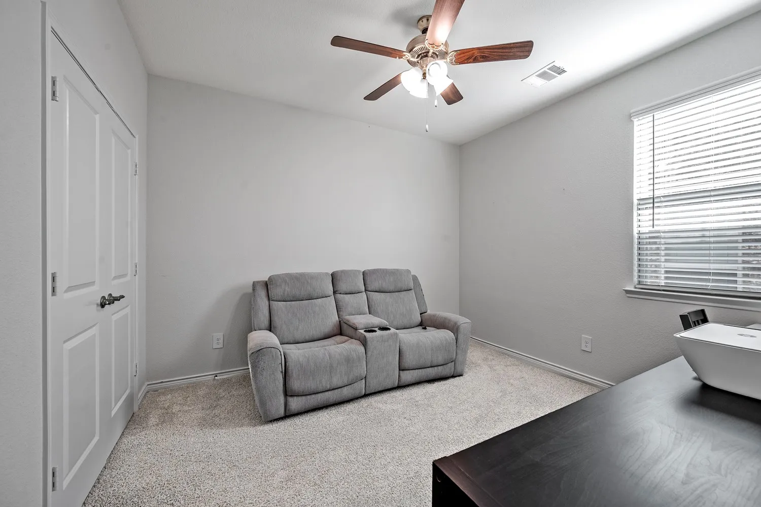 Single Family Residence For Rent in Denton County , 10505 Amarillo Lane, Aubrey, Texas 76227, 3 Bedroom, 2 Bathroom, 2 Garage spaces, 1,641 Sqft, built in 2023, mls#21392888, Real Estate Agent in Aubrey, Homes For Rent in Denton county, Homes For Rent in Aubrey, Realtor in Aubrey Texas, Real Estate Brokerage Independent Realty Texas, Luminita Cordes Realtor