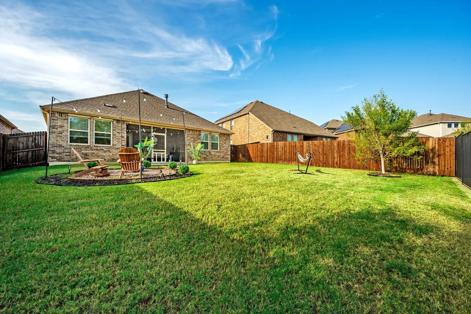 Single Family Residence For Rent in Denton County , 10505 Amarillo Lane, Aubrey, Texas 76227, 3 Bedroom, 2 Bathroom, 2 Garage spaces, 1,641 Sqft, built in 2023, mls#21392888, Real Estate Agent in Aubrey, Homes For Rent in Denton county, Homes For Rent in Aubrey, Realtor in Aubrey Texas, Real Estate Brokerage Independent Realty Texas, Luminita Cordes Realtor
