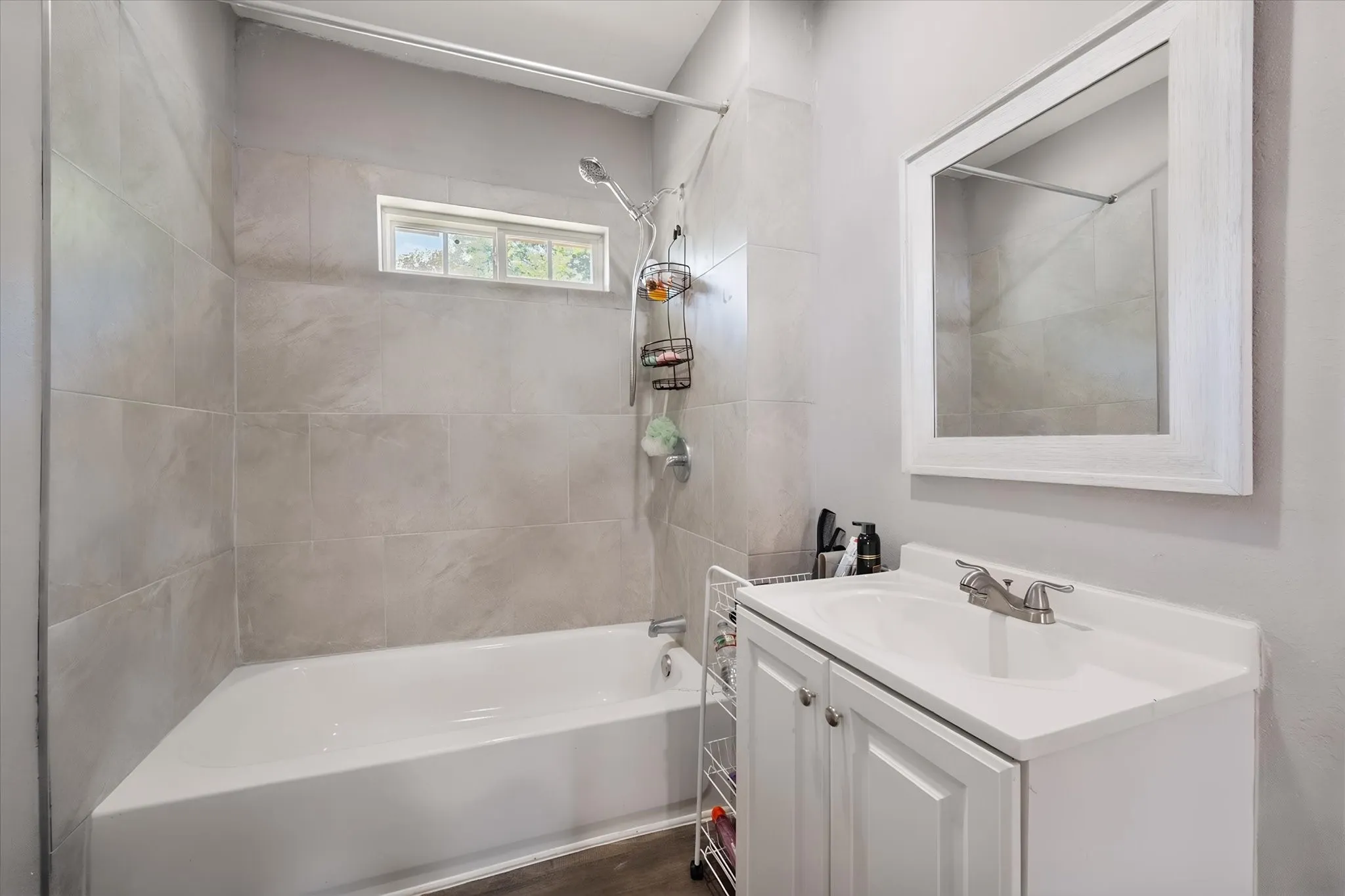 Single Family Residence For Sale in Navarro County , 918 Martin Luther King Jr Boulevard, Corsicana, Texas 75110, 3 Bedroom, 2 Bathroom, Garage spaces, 1,656 Sqft, built in 1945, mls#21392976, Real Estate Agent in Corsicana, Homes For Sale in Navarro county, Homes For Sale in Corsicana, Realtor in Corsicana Texas, Real Estate Brokerage Independent Realty Texas, Luminita Cordes Realtor