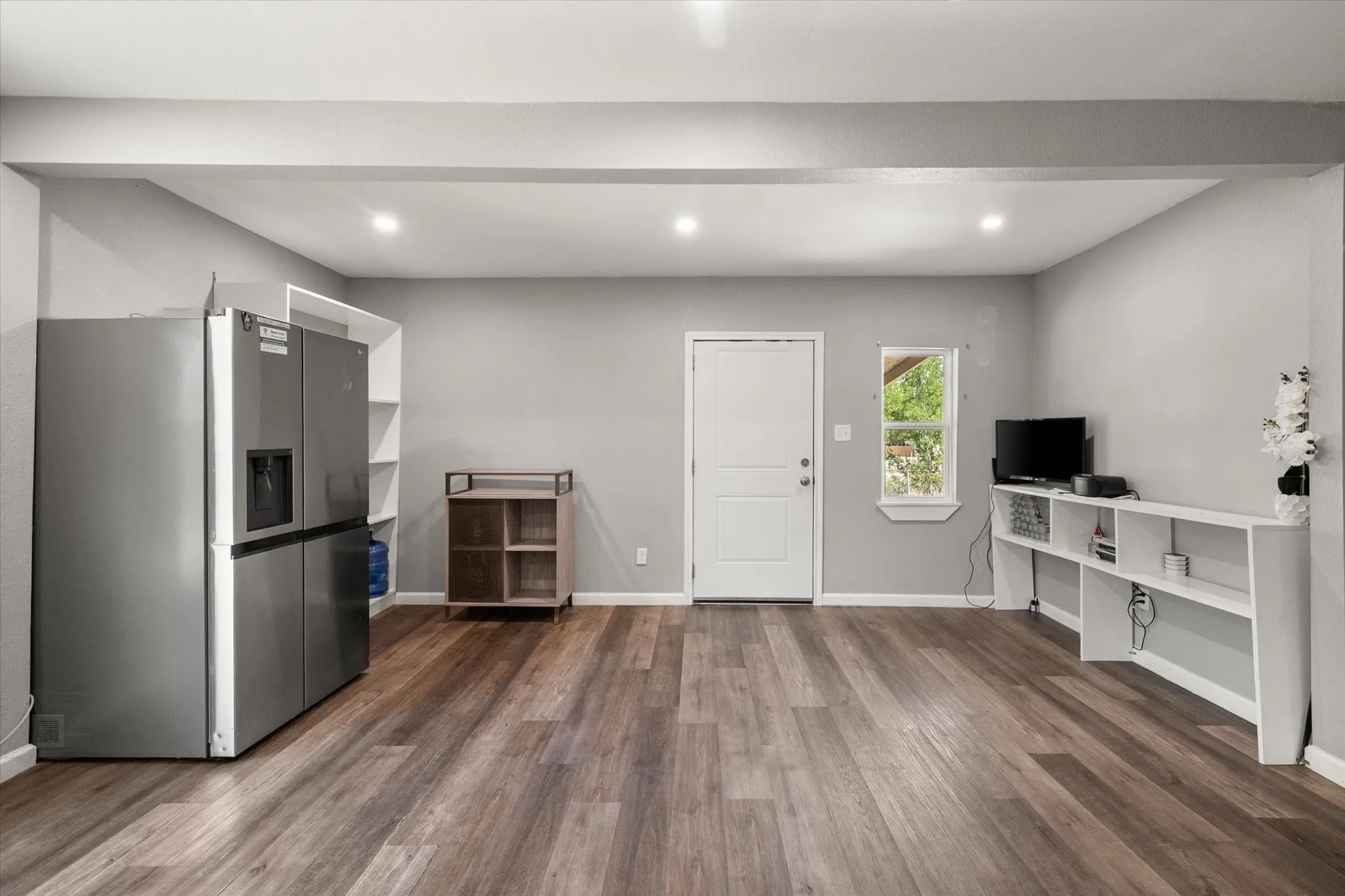 Single Family Residence For Sale in Navarro County , 918 Martin Luther King Jr Boulevard, Corsicana, Texas 75110, 3 Bedroom, 2 Bathroom, Garage spaces, 1,656 Sqft, built in 1945, mls#21392976, Real Estate Agent in Corsicana, Homes For Sale in Navarro county, Homes For Sale in Corsicana, Realtor in Corsicana Texas, Real Estate Brokerage Independent Realty Texas, Luminita Cordes Realtor
