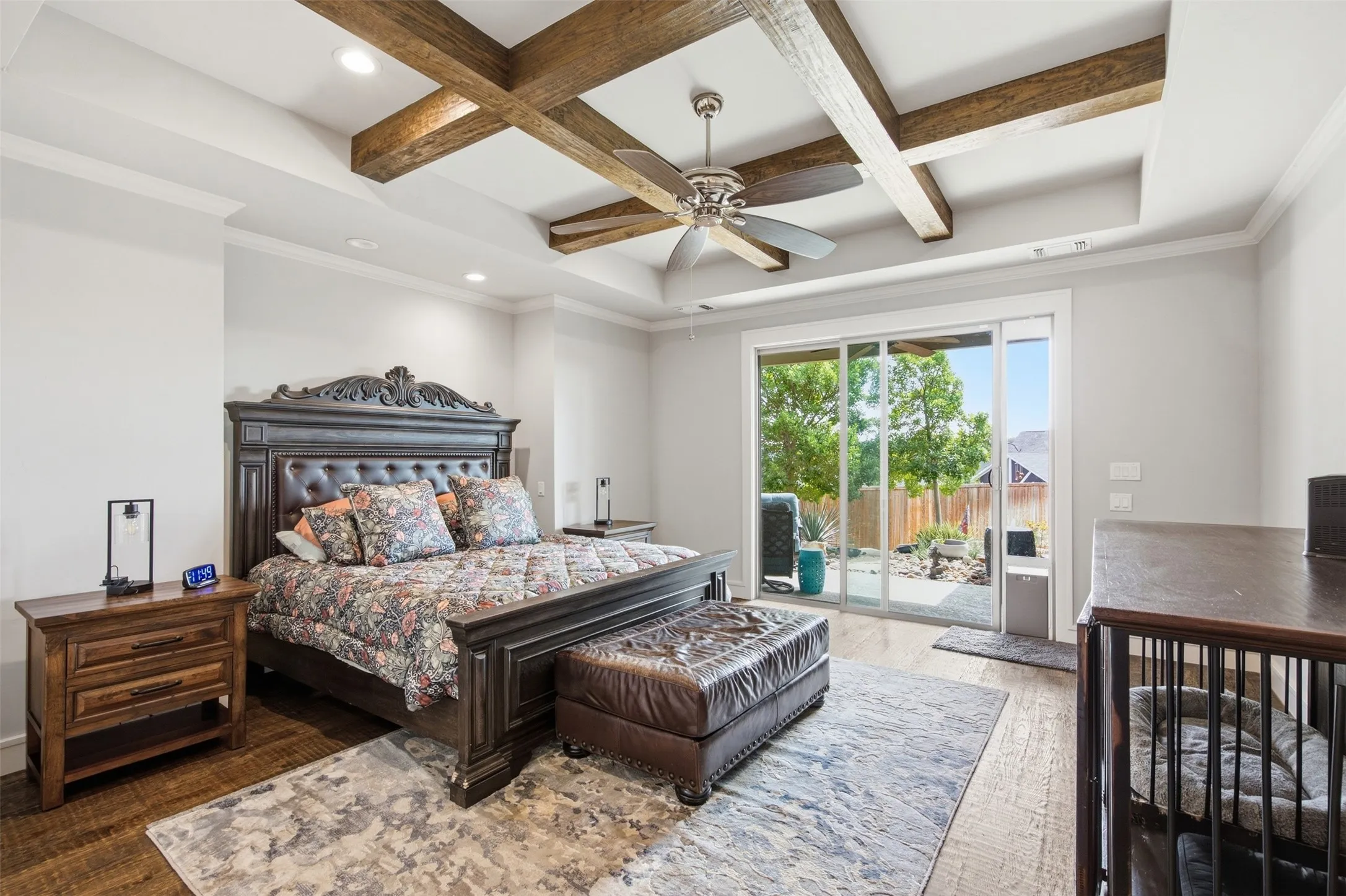 Single Family Residence For Sale in Denton County , 402 Appaloosa Run, Argyle, Texas 76226, 4 Bedroom, 4 Bathroom, 3 Garage spaces, 4,412 Sqft, built in 2016, mls#21392760, Real Estate Agent in Argyle, Homes For Sale in Denton county, Homes For Sale in Argyle, Realtor in Argyle Texas, Real Estate Brokerage Independent Realty Texas, Luminita Cordes Realtor