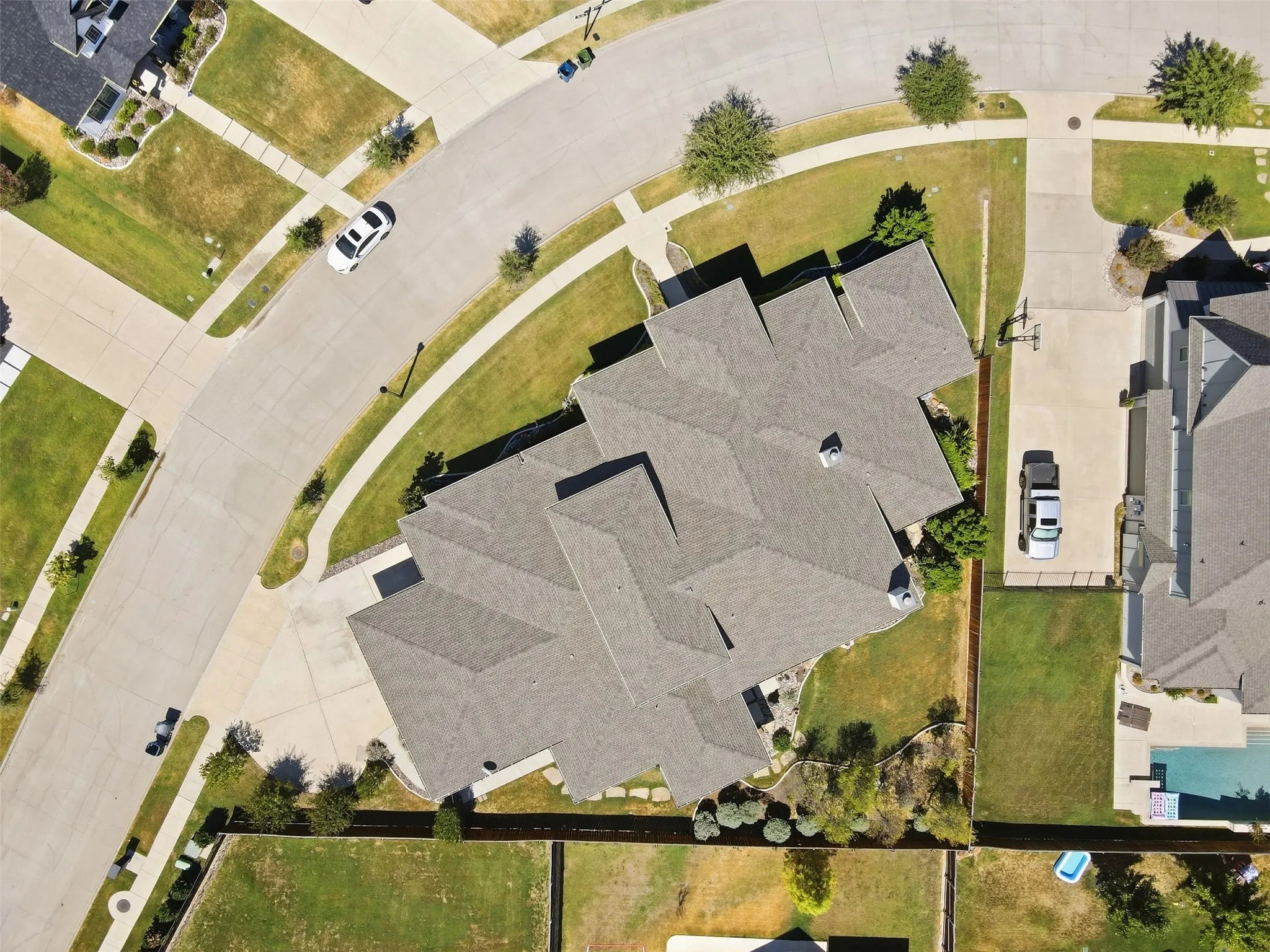 Single Family Residence For Sale in Denton County , 402 Appaloosa Run, Argyle, Texas 76226, 4 Bedroom, 4 Bathroom, 3 Garage spaces, 4,412 Sqft, built in 2016, mls#21392760, Real Estate Agent in Argyle, Homes For Sale in Denton county, Homes For Sale in Argyle, Realtor in Argyle Texas, Real Estate Brokerage Independent Realty Texas, Luminita Cordes Realtor