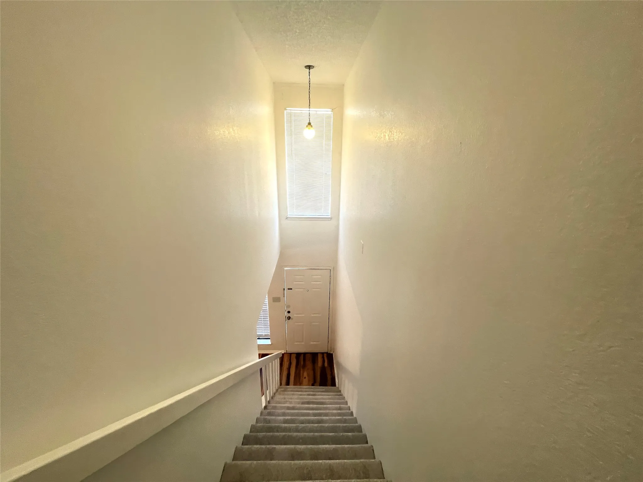 Townhouse For Rent in Tarrant County , 1034 Mckinley Street A, Benbrook, Texas 76126, 2 Bedroom, 2 Bathroom, Garage spaces, 4,320 Sqft, built in 1979, mls#21393040, Real Estate Agent in Benbrook, Homes For Rent in Tarrant county, Homes For Rent in Benbrook, Realtor in Benbrook Texas, Real Estate Brokerage Independent Realty Texas, Luminita Cordes Realtor