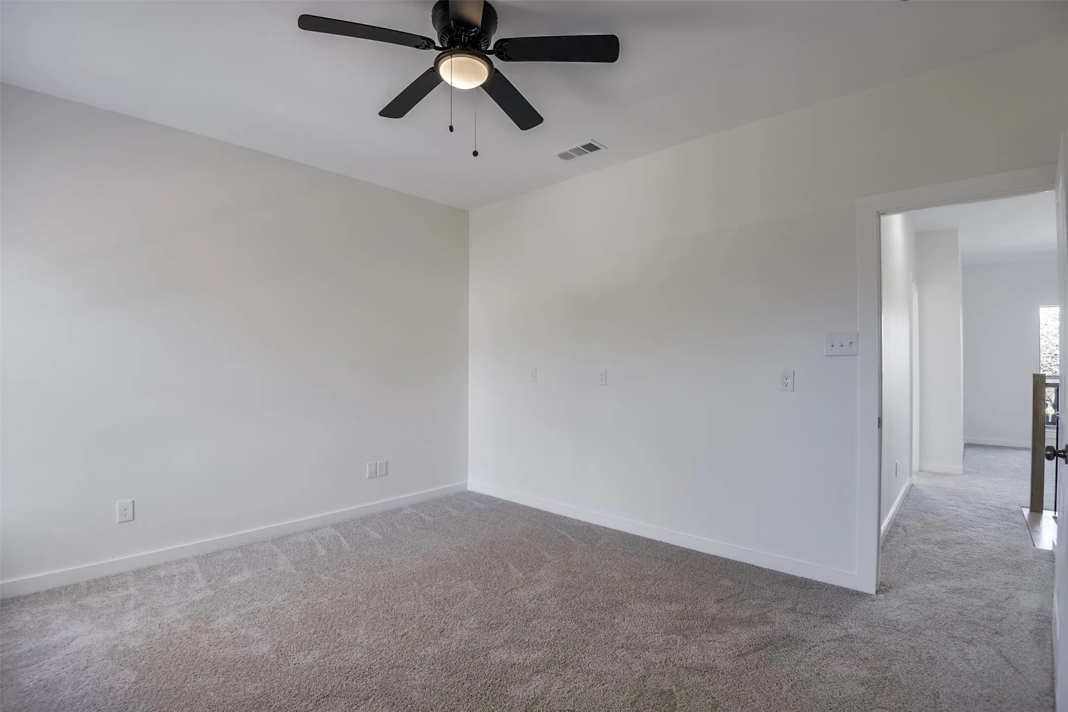 Single Family Residence For Rent in Tarrant County , 2916 Forestwood Drive, Arlington, Texas 76006, 5 Bedroom, 4 Bathroom, 2 Garage spaces, 3,502 Sqft, built in 1996, mls#21393042, Real Estate Agent in Arlington, Homes For Rent in Tarrant county, Homes For Rent in Arlington, Realtor in Arlington Texas, Real Estate Brokerage Independent Realty Texas, Luminita Cordes Realtor