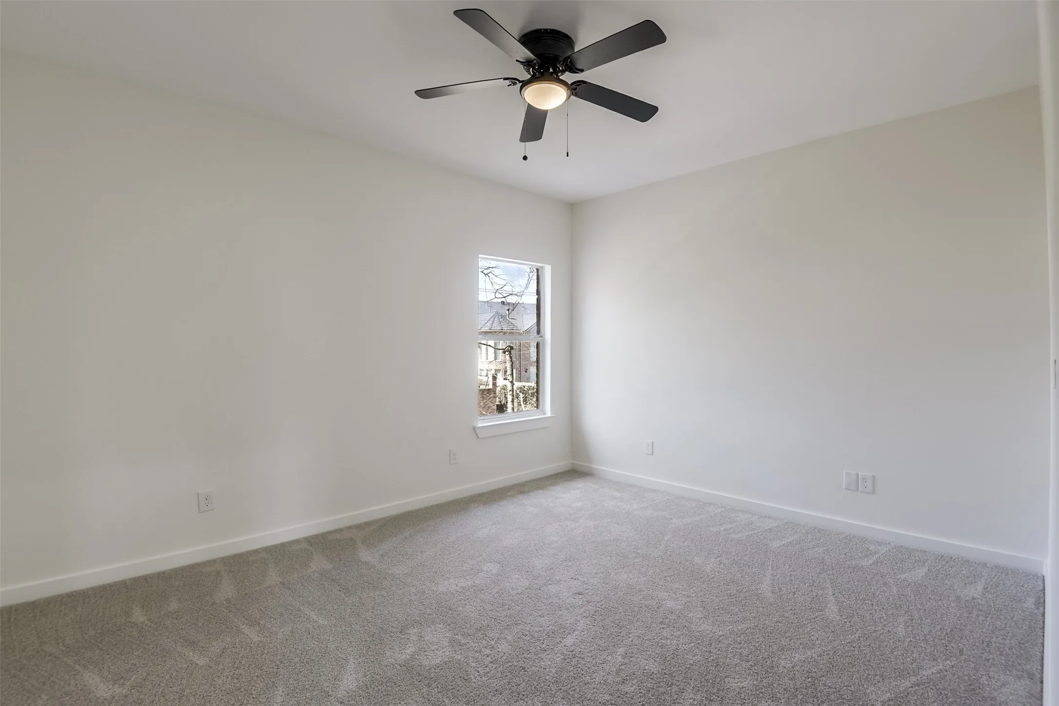 Single Family Residence For Rent in Tarrant County , 2916 Forestwood Drive, Arlington, Texas 76006, 5 Bedroom, 4 Bathroom, 2 Garage spaces, 3,502 Sqft, built in 1996, mls#21393042, Real Estate Agent in Arlington, Homes For Rent in Tarrant county, Homes For Rent in Arlington, Realtor in Arlington Texas, Real Estate Brokerage Independent Realty Texas, Luminita Cordes Realtor