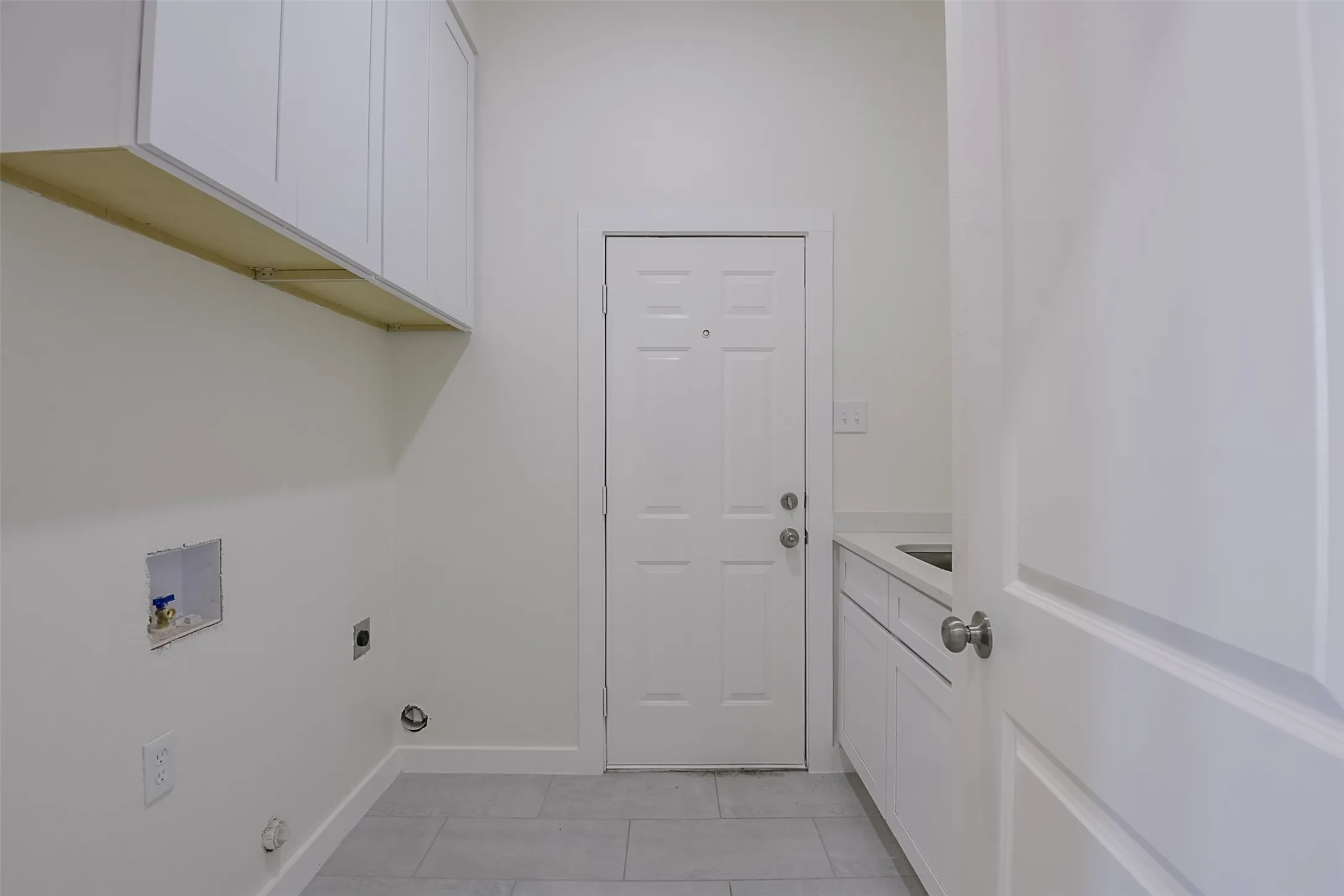 Single Family Residence For Rent in Tarrant County , 2916 Forestwood Drive, Arlington, Texas 76006, 5 Bedroom, 4 Bathroom, 2 Garage spaces, 3,502 Sqft, built in 1996, mls#21393042, Real Estate Agent in Arlington, Homes For Rent in Tarrant county, Homes For Rent in Arlington, Realtor in Arlington Texas, Real Estate Brokerage Independent Realty Texas, Luminita Cordes Realtor