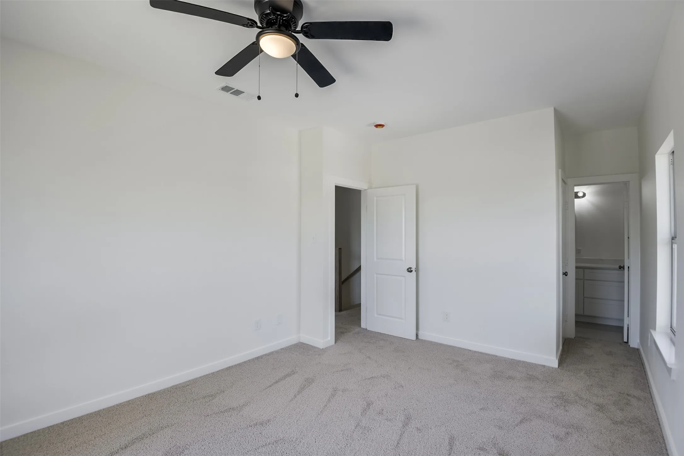 Single Family Residence For Rent in Tarrant County , 2916 Forestwood Drive, Arlington, Texas 76006, 5 Bedroom, 4 Bathroom, 2 Garage spaces, 3,502 Sqft, built in 1996, mls#21393042, Real Estate Agent in Arlington, Homes For Rent in Tarrant county, Homes For Rent in Arlington, Realtor in Arlington Texas, Real Estate Brokerage Independent Realty Texas, Luminita Cordes Realtor