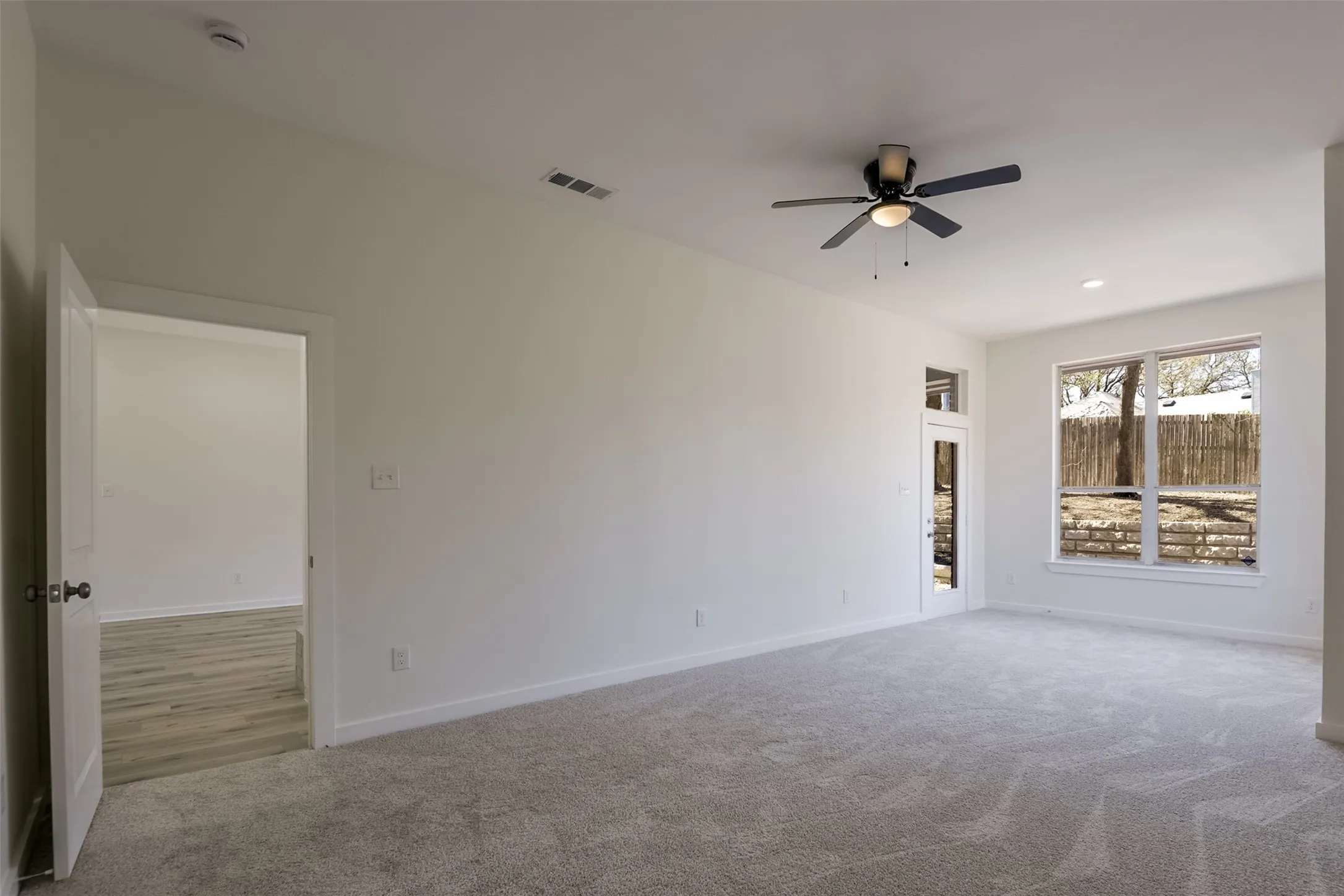 Single Family Residence For Rent in Tarrant County , 2916 Forestwood Drive, Arlington, Texas 76006, 5 Bedroom, 4 Bathroom, 2 Garage spaces, 3,502 Sqft, built in 1996, mls#21393042, Real Estate Agent in Arlington, Homes For Rent in Tarrant county, Homes For Rent in Arlington, Realtor in Arlington Texas, Real Estate Brokerage Independent Realty Texas, Luminita Cordes Realtor