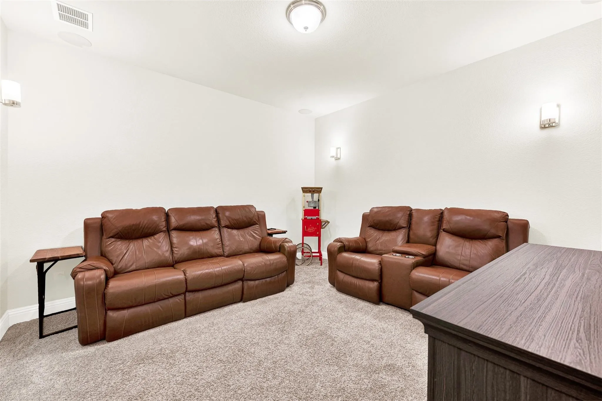 Single Family Residence For Sale in Denton County , 915 Blueberry Way, Northlake, Texas 76247, 4 Bedroom, 4 Bathroom, 3 Garage spaces, 3,699 Sqft, built in 2020, mls#21390714, Real Estate Agent in Northlake, Homes For Sale in Denton county, Homes For Sale in Northlake, Realtor in Northlake Texas, Real Estate Brokerage Independent Realty Texas, Luminita Cordes Realtor
