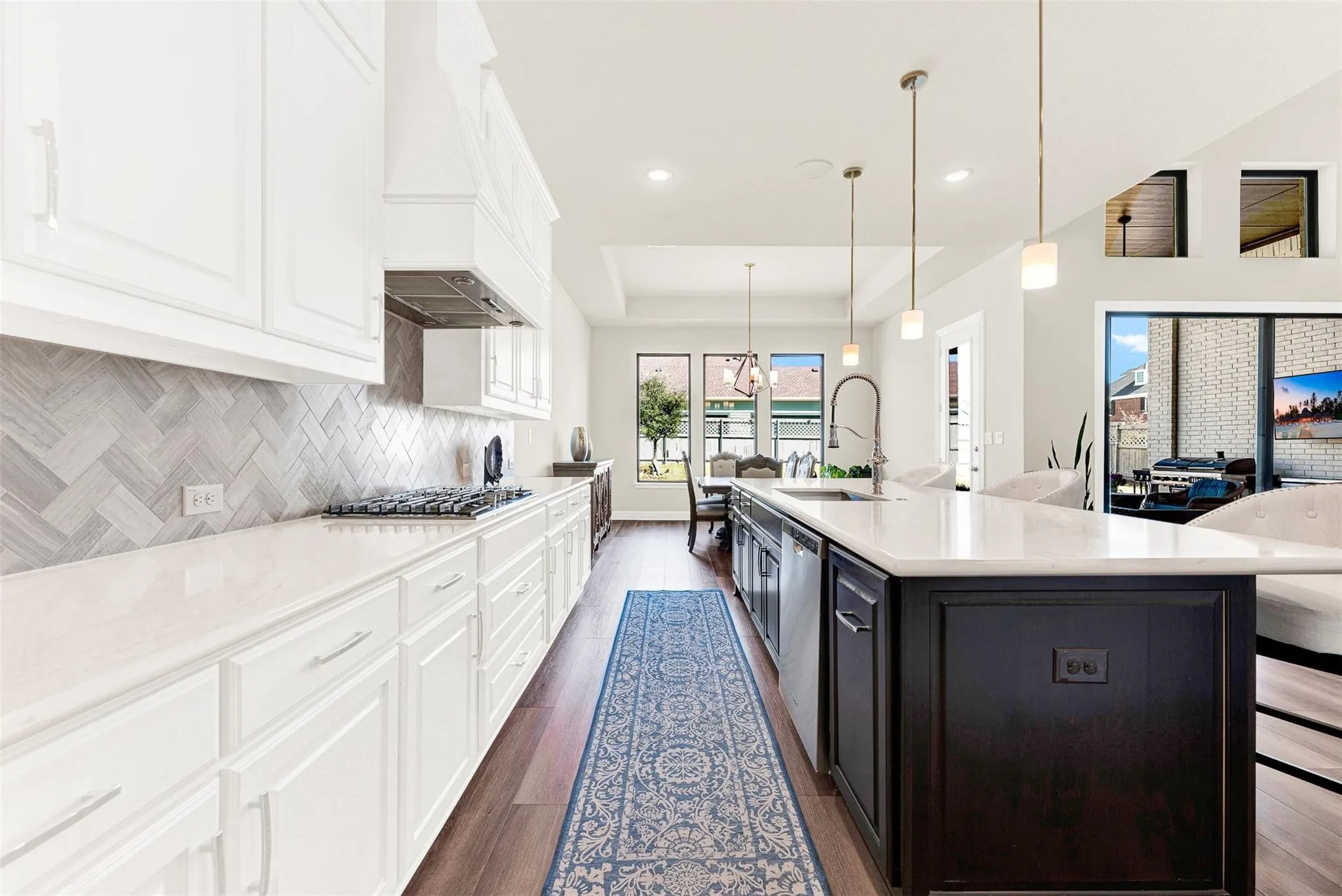 Single Family Residence For Sale in Denton County , 915 Blueberry Way, Northlake, Texas 76247, 4 Bedroom, 4 Bathroom, 3 Garage spaces, 3,699 Sqft, built in 2020, mls#21390714, Real Estate Agent in Northlake, Homes For Sale in Denton county, Homes For Sale in Northlake, Realtor in Northlake Texas, Real Estate Brokerage Independent Realty Texas, Luminita Cordes Realtor