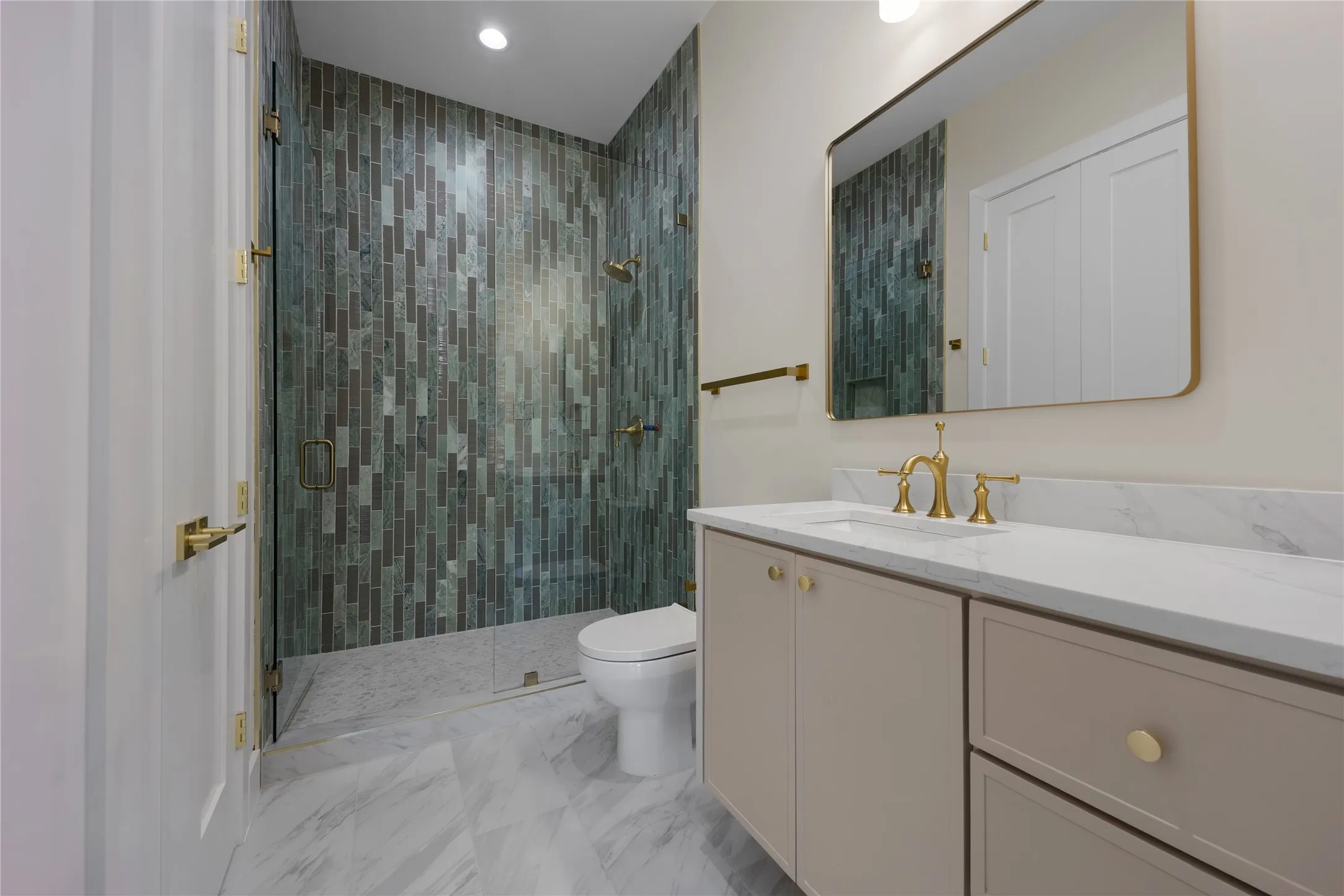 Single Family Residence For Rent in Dallas County , 6055 Ellsworth Avenue, Dallas, Texas 75206, 5 Bedroom, 5 Bathroom, 2 Garage spaces, 4,714 Sqft, built in 2026, mls#21393016, Real Estate Agent in Dallas, Homes For Rent in Dallas county, Homes For Rent in Dallas, Realtor in Dallas Texas, Real Estate Brokerage Independent Realty Texas, Luminita Cordes Realtor