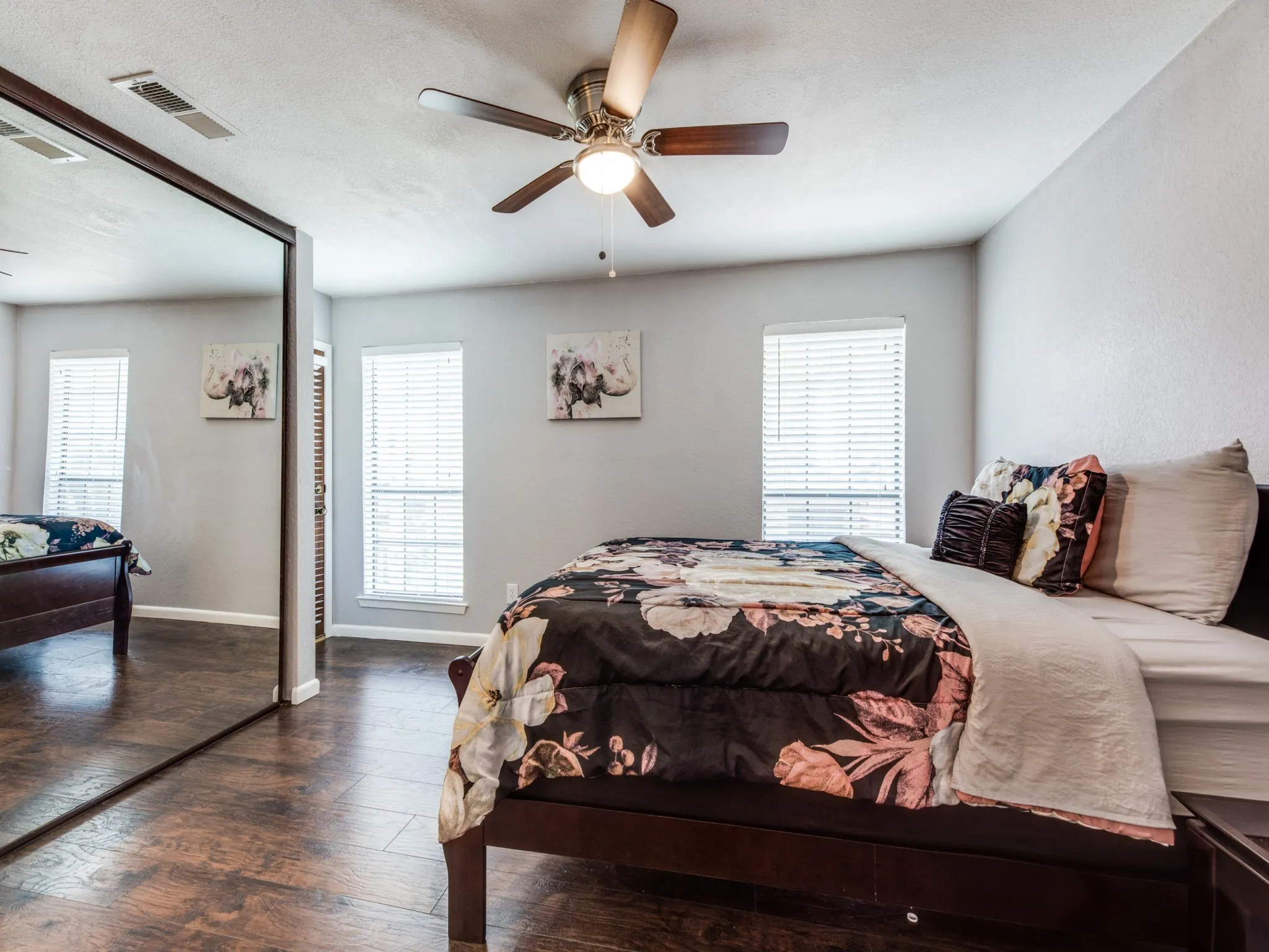 Condominium For Rent in Dallas County , 336 Melrose Drive 7C, Richardson, Texas 75080, 2 Bedroom, 2 Bathroom, Garage spaces, 1,083 Sqft, built in 1983, mls#21393047, Real Estate Agent in Richardson, Homes For Rent in Dallas county, Homes For Rent in Richardson, Realtor in Richardson Texas, Real Estate Brokerage Independent Realty Texas, Luminita Cordes Realtor