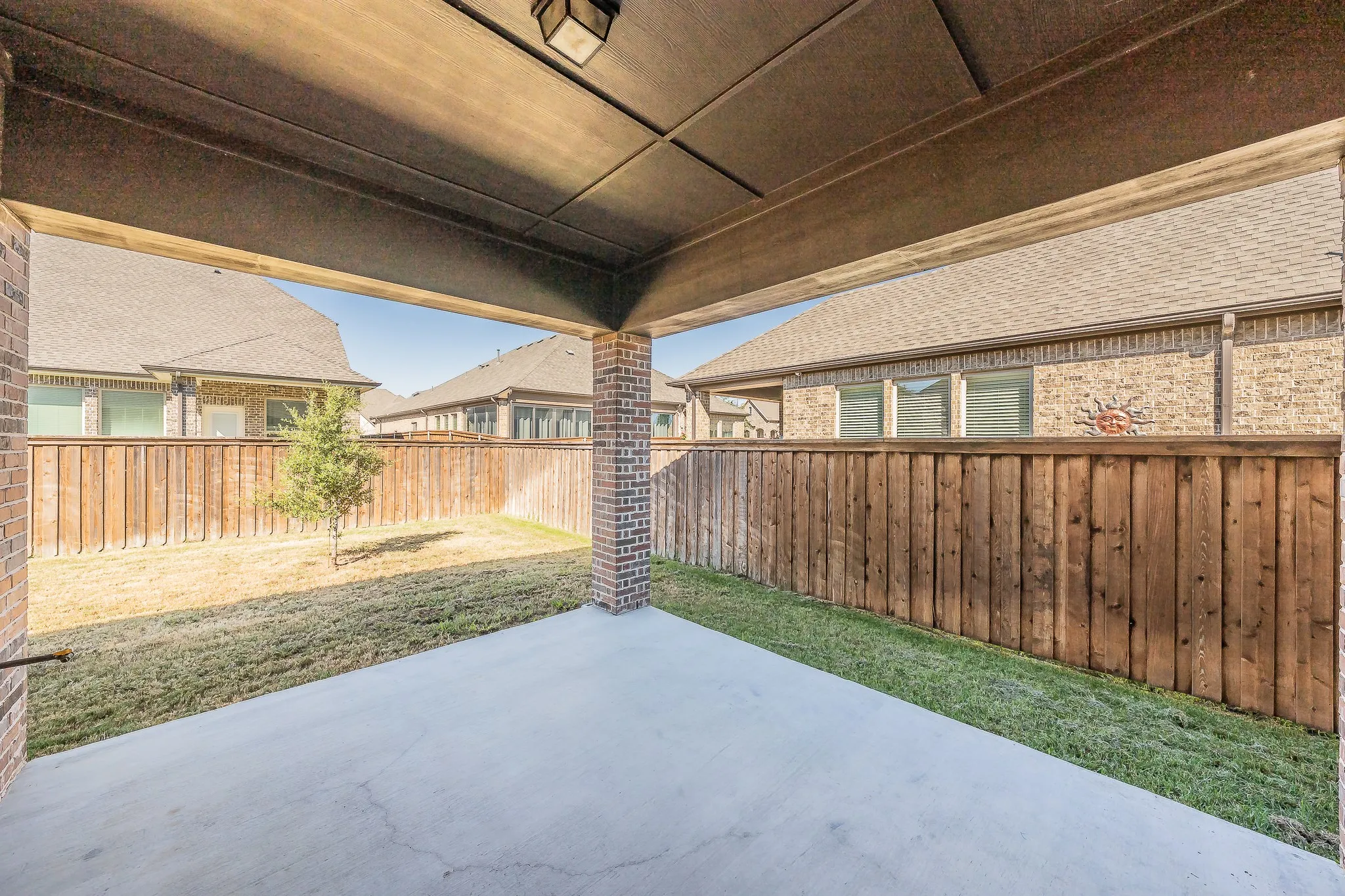 Single Family Residence For Sale in Johnson County , 1102 Rendon Place, Mansfield, Texas 76063, 4 Bedroom, 3 Bathroom, 3 Garage spaces, 3,127 Sqft, built in 2017, mls#21393048, Real Estate Agent in Mansfield, Homes For Sale in Johnson county, Homes For Sale in Mansfield, Realtor in Mansfield Texas, Real Estate Brokerage Independent Realty Texas, Luminita Cordes Realtor