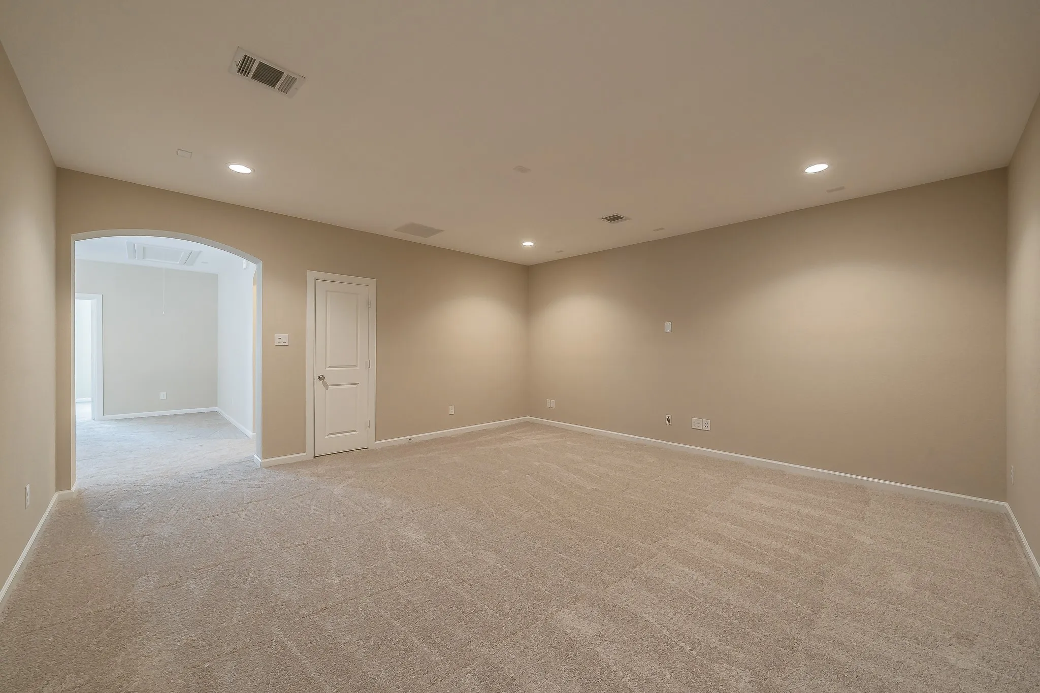 Single Family Residence For Sale in Johnson County , 1102 Rendon Place, Mansfield, Texas 76063, 4 Bedroom, 3 Bathroom, 3 Garage spaces, 3,127 Sqft, built in 2017, mls#21393048, Real Estate Agent in Mansfield, Homes For Sale in Johnson county, Homes For Sale in Mansfield, Realtor in Mansfield Texas, Real Estate Brokerage Independent Realty Texas, Luminita Cordes Realtor
