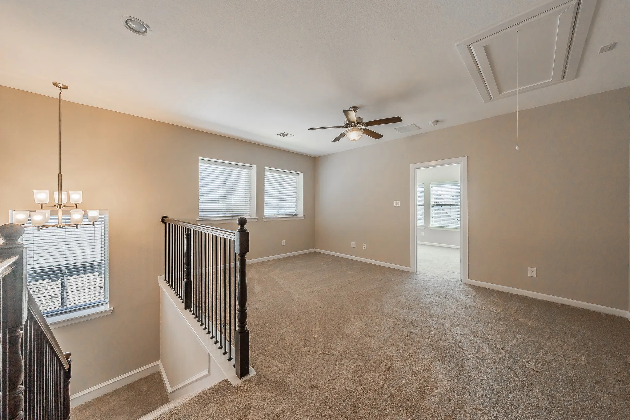 Single Family Residence For Sale in Johnson County , 1102 Rendon Place, Mansfield, Texas 76063, 4 Bedroom, 3 Bathroom, 3 Garage spaces, 3,127 Sqft, built in 2017, mls#21393048, Real Estate Agent in Mansfield, Homes For Sale in Johnson county, Homes For Sale in Mansfield, Realtor in Mansfield Texas, Real Estate Brokerage Independent Realty Texas, Luminita Cordes Realtor