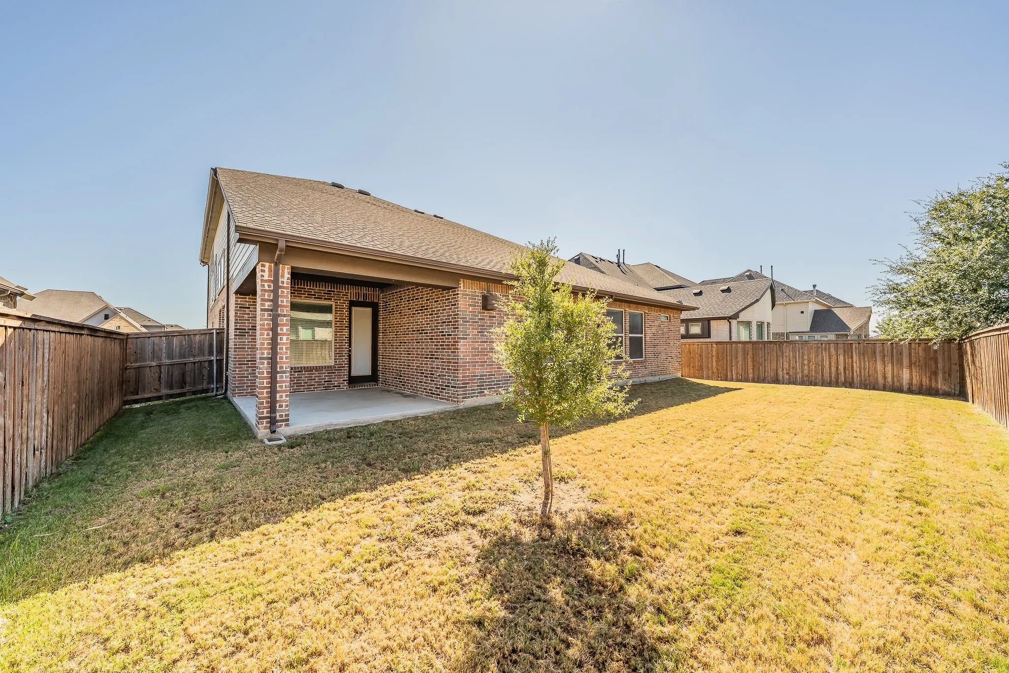 Single Family Residence For Sale in Johnson County , 1102 Rendon Place, Mansfield, Texas 76063, 4 Bedroom, 3 Bathroom, 3 Garage spaces, 3,127 Sqft, built in 2017, mls#21393048, Real Estate Agent in Mansfield, Homes For Sale in Johnson county, Homes For Sale in Mansfield, Realtor in Mansfield Texas, Real Estate Brokerage Independent Realty Texas, Luminita Cordes Realtor