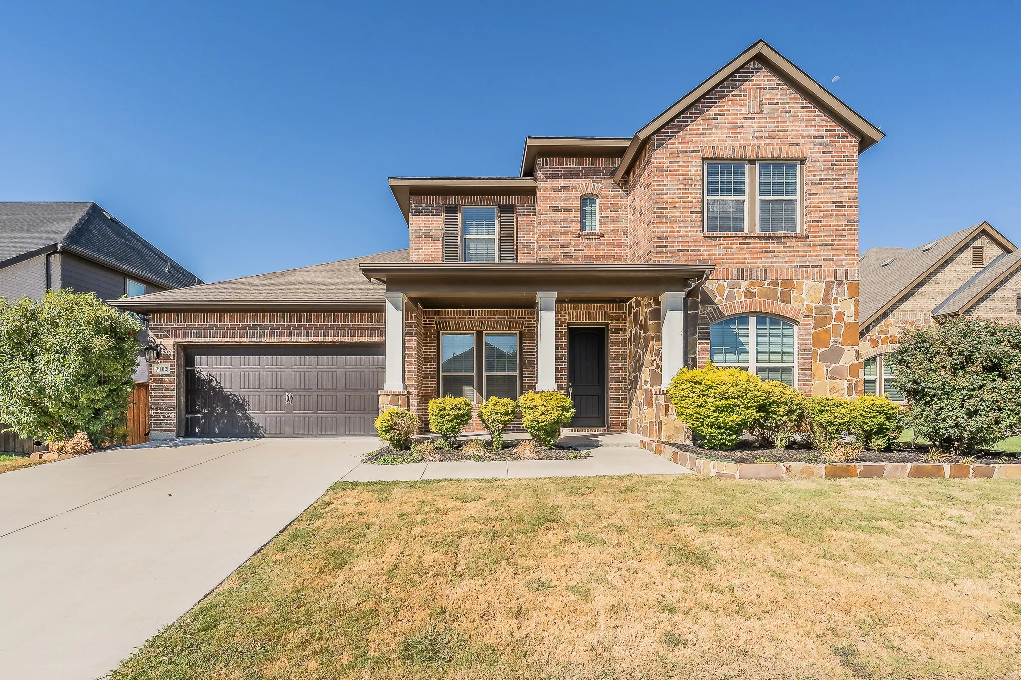 Single Family Residence For Sale in Johnson County , 1102 Rendon Place, Mansfield, Texas 76063, 4 Bedroom, 3 Bathroom, 3 Garage spaces, 3,127 Sqft, built in 2017, mls#21393048, Real Estate Agent in Mansfield, Homes For Sale in Johnson county, Homes For Sale in Mansfield, Realtor in Mansfield Texas, Real Estate Brokerage Independent Realty Texas, Luminita Cordes Realtor