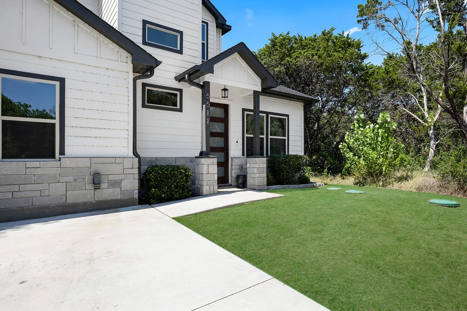 Single Family Residence For Rent in Hood County , 5511 Black Pine Circle, Granbury, Texas 76048, 3 Bedroom, 3 Bathroom, Garage spaces, 1,569 Sqft, built in 2024, mls#21393050, Real Estate Agent in Granbury, Homes For Rent in Hood county, Homes For Rent in Granbury, Realtor in Granbury Texas, Real Estate Brokerage Independent Realty Texas, Luminita Cordes Realtor