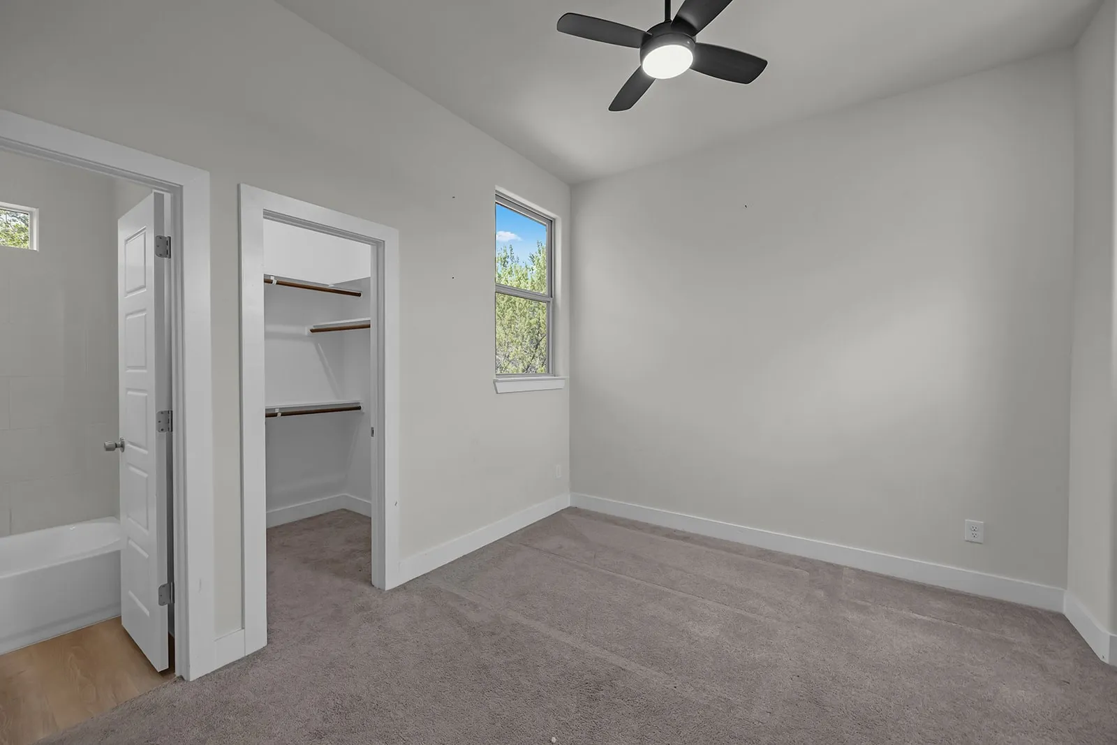 Single Family Residence For Rent in Hood County , 5511 Black Pine Circle, Granbury, Texas 76048, 3 Bedroom, 3 Bathroom, Garage spaces, 1,569 Sqft, built in 2024, mls#21393050, Real Estate Agent in Granbury, Homes For Rent in Hood county, Homes For Rent in Granbury, Realtor in Granbury Texas, Real Estate Brokerage Independent Realty Texas, Luminita Cordes Realtor