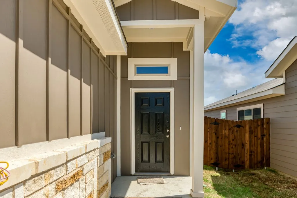Duplex For Rent in Ellis County , 744 Wheatfield Drive, Venus, Texas 76084, 3 Bedroom, 2 Bathroom, 2 Garage spaces, 1,361 Sqft, built in 2023, mls#21393052, Real Estate Agent in Venus, Homes For Rent in Ellis county, Homes For Rent in Venus, Realtor in Venus Texas, Real Estate Brokerage Independent Realty Texas, Luminita Cordes Realtor