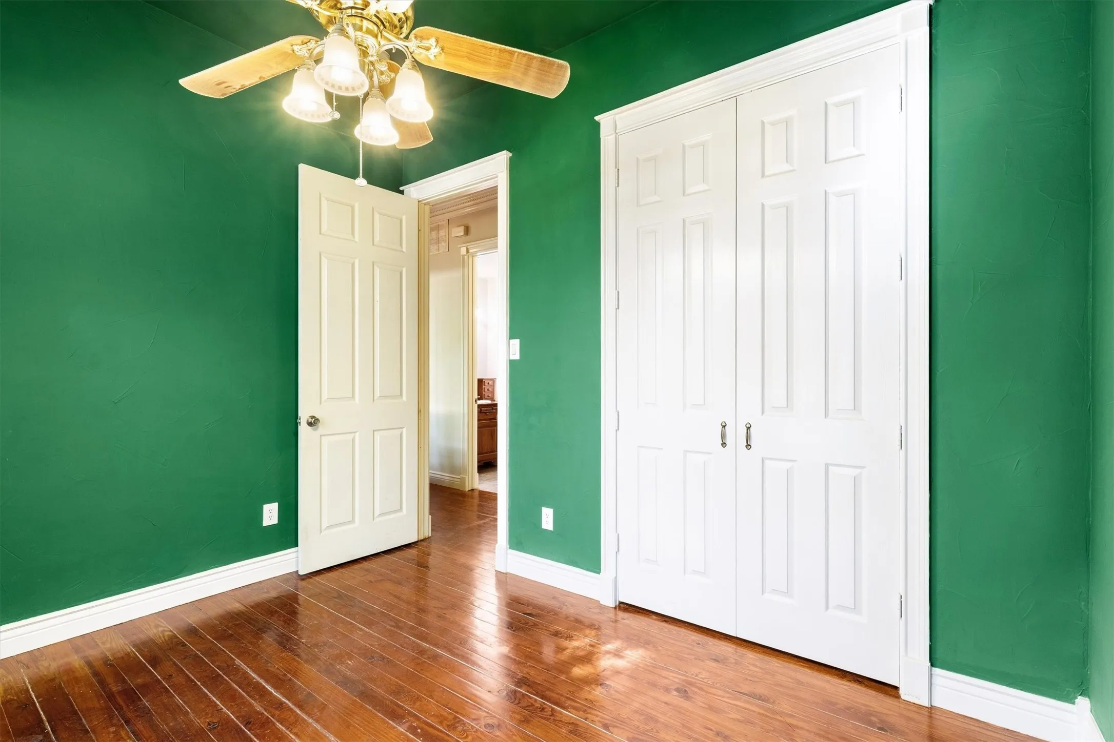 Single Family Residence For Sale in Collin County , 7808 County Road 542, Nevada, Texas 75173, 2 Bedroom, 2 Bathroom, 2 Garage spaces, 1,517 Sqft, built in 2005, mls#21389667, Real Estate Agent in Nevada, Homes For Sale in Collin county, Homes For Sale in Nevada, Realtor in Nevada Texas, Real Estate Brokerage Independent Realty Texas, Luminita Cordes Realtor