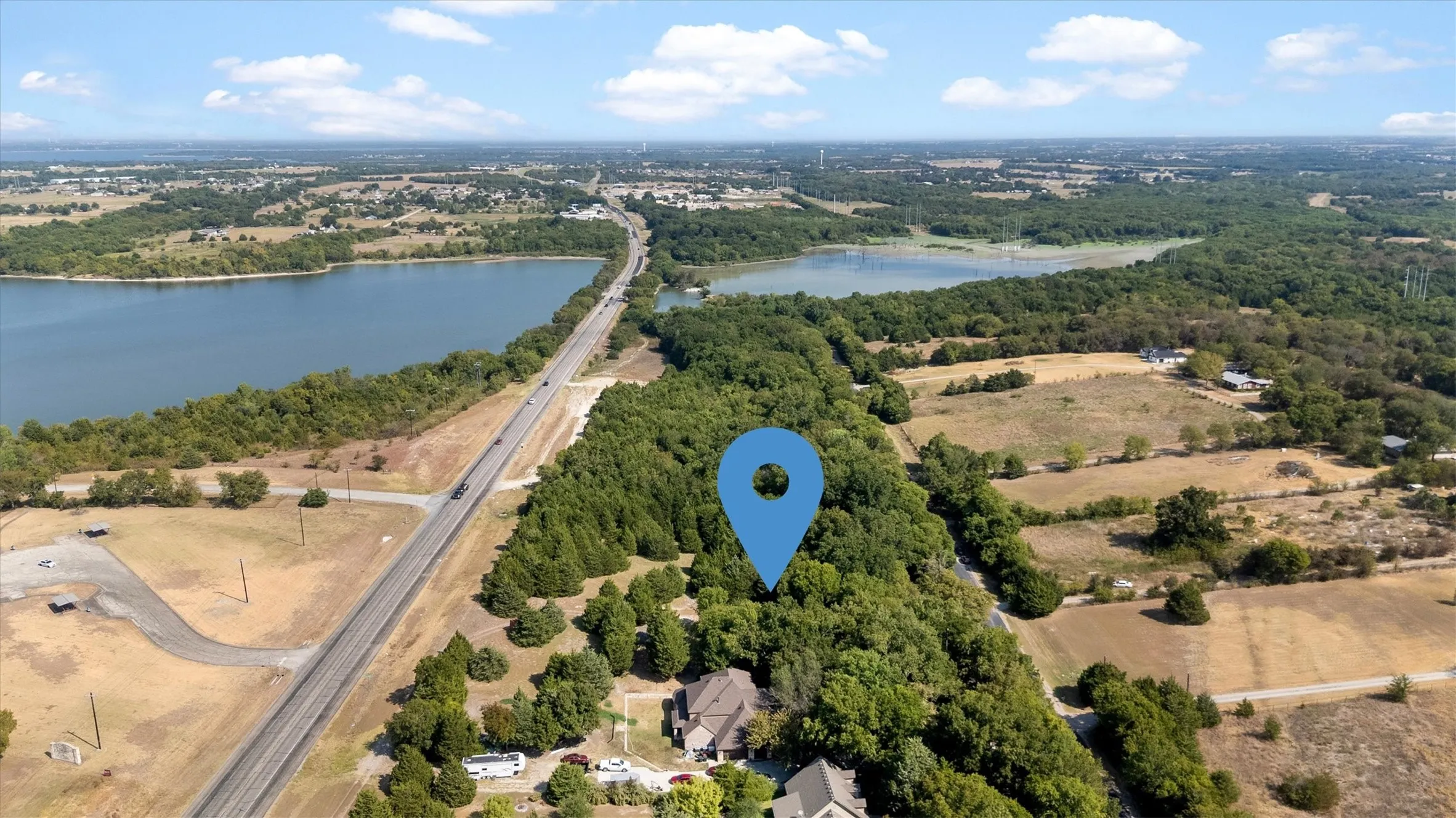 Single Family Residence For Sale in Collin County , 7808 County Road 542, Nevada, Texas 75173, 2 Bedroom, 2 Bathroom, 2 Garage spaces, 1,517 Sqft, built in 2005, mls#21389667, Real Estate Agent in Nevada, Homes For Sale in Collin county, Homes For Sale in Nevada, Realtor in Nevada Texas, Real Estate Brokerage Independent Realty Texas, Luminita Cordes Realtor