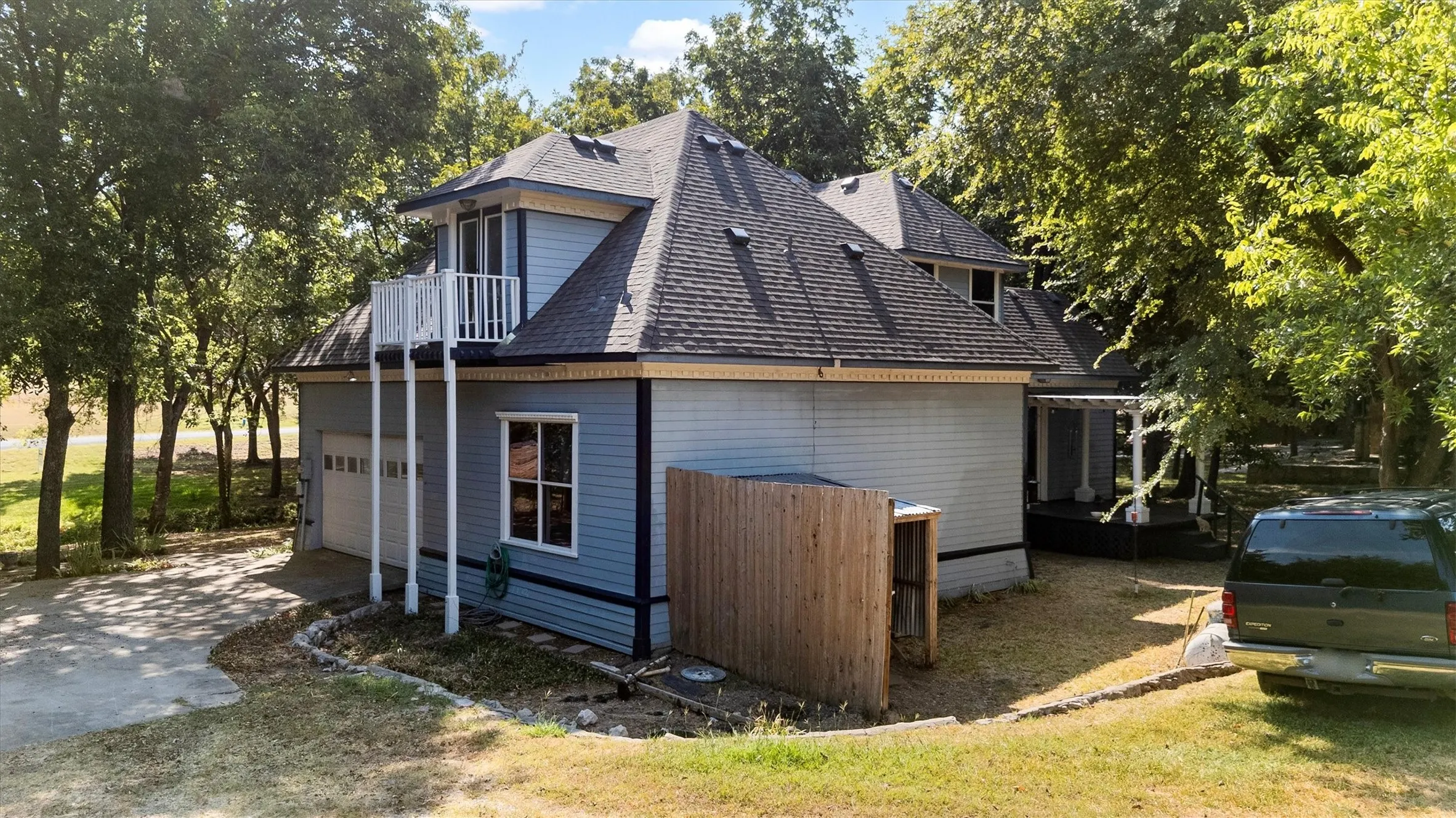 Single Family Residence For Sale in Collin County , 7808 County Road 542, Nevada, Texas 75173, 2 Bedroom, 2 Bathroom, 2 Garage spaces, 1,517 Sqft, built in 2005, mls#21389667, Real Estate Agent in Nevada, Homes For Sale in Collin county, Homes For Sale in Nevada, Realtor in Nevada Texas, Real Estate Brokerage Independent Realty Texas, Luminita Cordes Realtor