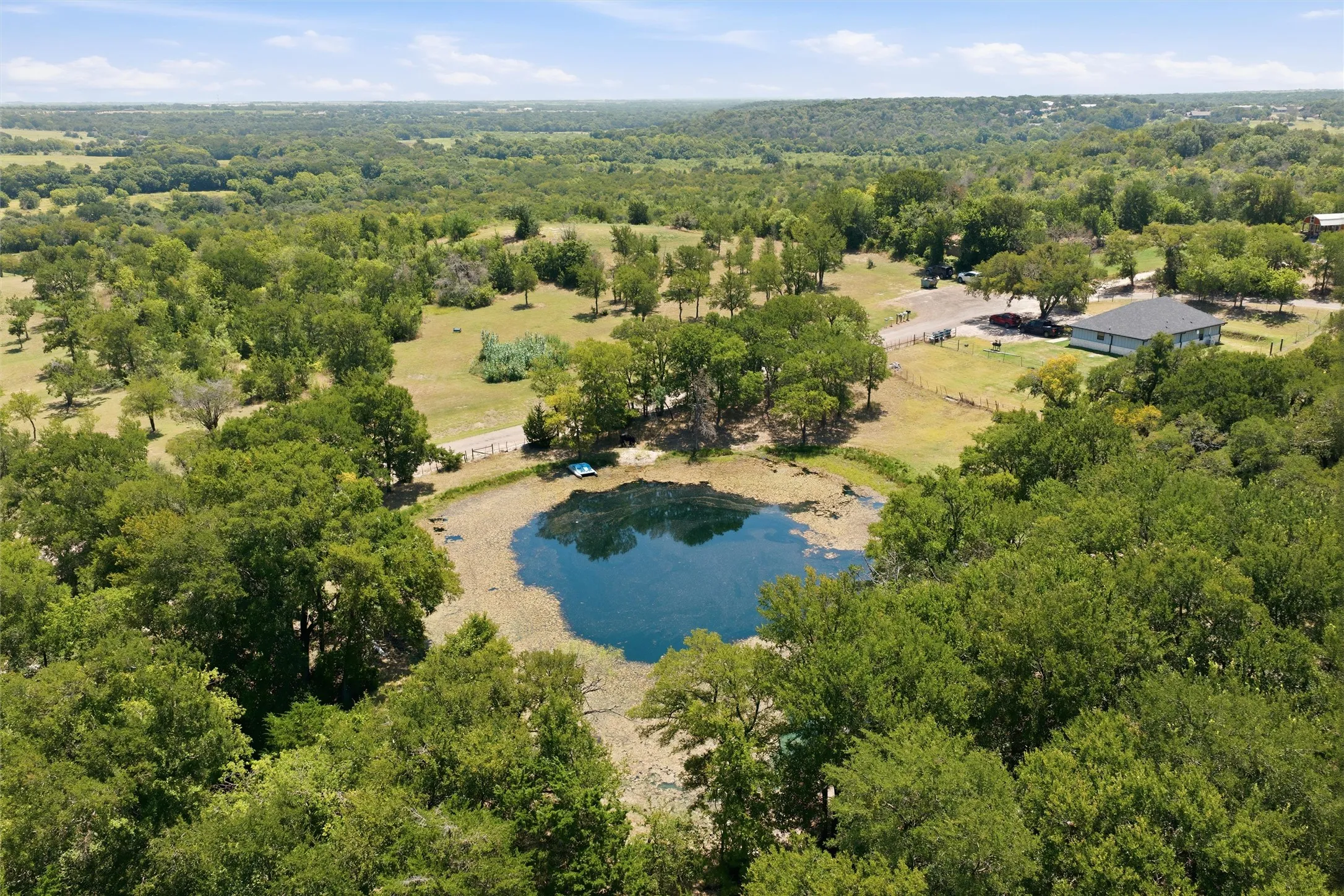 Single Family Residence For Sale in Mc Lennan County , 606 Harding Lane, Moody, Texas 76557, 3 Bedroom, 3 Bathroom, Garage spaces, 2,112 Sqft, built in 2002, mls#21392081, Real Estate Agent in Moody, Homes For Sale in Mc Lennan county, Homes For Sale in Moody, Realtor in Moody Texas, Real Estate Brokerage Independent Realty Texas, Luminita Cordes Realtor