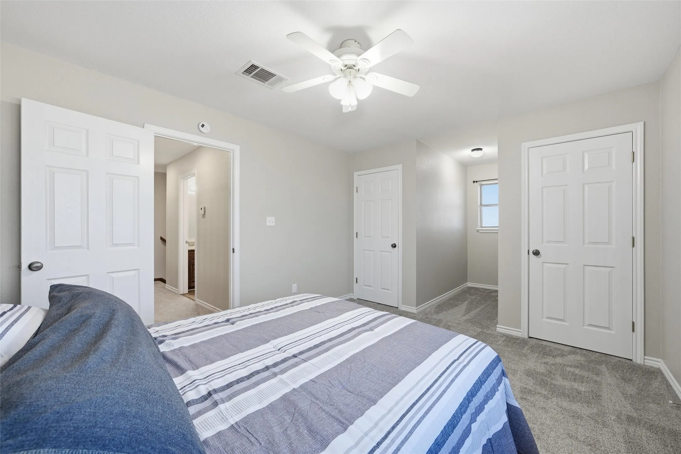 Single Family Residence For Sale in Mc Lennan County , 606 Harding Lane, Moody, Texas 76557, 3 Bedroom, 3 Bathroom, Garage spaces, 2,112 Sqft, built in 2002, mls#21392081, Real Estate Agent in Moody, Homes For Sale in Mc Lennan county, Homes For Sale in Moody, Realtor in Moody Texas, Real Estate Brokerage Independent Realty Texas, Luminita Cordes Realtor