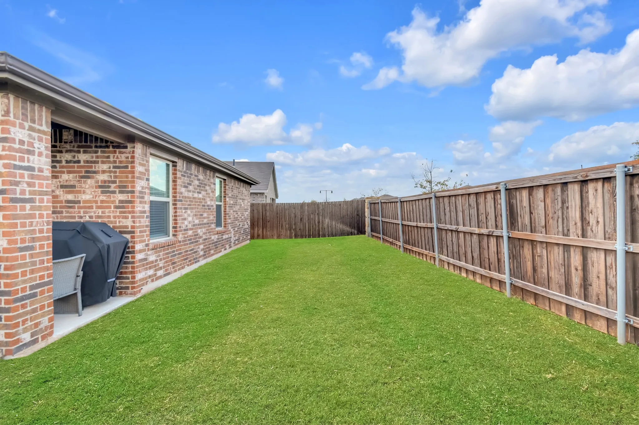 Single Family Residence For Sale in Kaufman County , 1134 Norias Drive, Forney, Texas 75126, 3 Bedroom, 2 Bathroom, 2 Garage spaces, 1,586 Sqft, built in 2022, mls#21392812, Real Estate Agent in Forney, Homes For Sale in Kaufman county, Homes For Sale in Forney, Realtor in Forney Texas, Real Estate Brokerage Independent Realty Texas, Luminita Cordes Realtor
