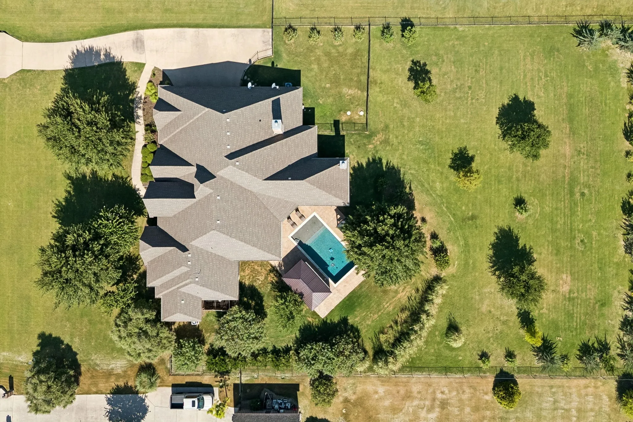 Single Family Residence For Sale in Collin County , 1929 Canyon Road, Celina, Texas 75009, 4 Bedroom, 4 Bathroom, 3 Garage spaces, 3,597 Sqft, built in 2011, mls#21391666, Real Estate Agent in Celina, Homes For Sale in Collin county, Homes For Sale in Celina, Realtor in Celina Texas, Real Estate Brokerage Independent Realty Texas, Luminita Cordes Realtor