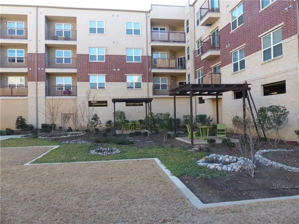Condominium For Rent in Dallas County , 1100 Trinity Mills 2005, Carrollton, Texas 75006, 1 Bedroom, 1 Bathroom, 1 Garage spaces, 700 Sqft, built in 2012, mls#21393028, Real Estate Agent in Carrollton, Homes For Rent in Dallas county, Homes For Rent in Carrollton, Realtor in Carrollton Texas, Real Estate Brokerage Independent Realty Texas, Luminita Cordes Realtor