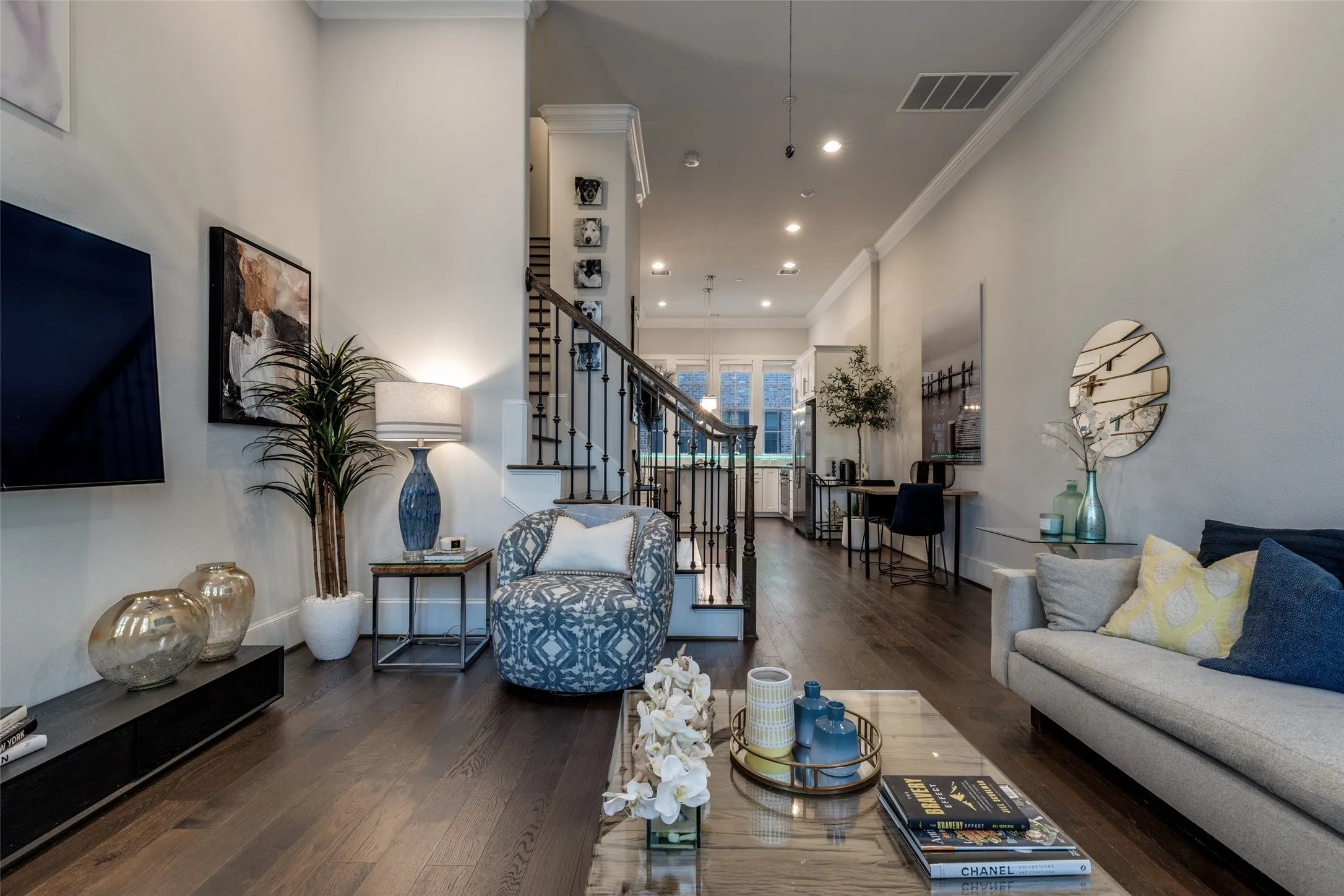 Townhouse For Rent in Dallas County , 4120 Runyon Road, Addison, Texas 75001, 2 Bedroom, 3 Bathroom, 2 Garage spaces, 1,391 Sqft, built in 2018, mls#21393045, Real Estate Agent in Addison, Homes For Rent in Dallas county, Homes For Rent in Addison, Realtor in Addison Texas, Real Estate Brokerage Independent Realty Texas, Luminita Cordes Realtor