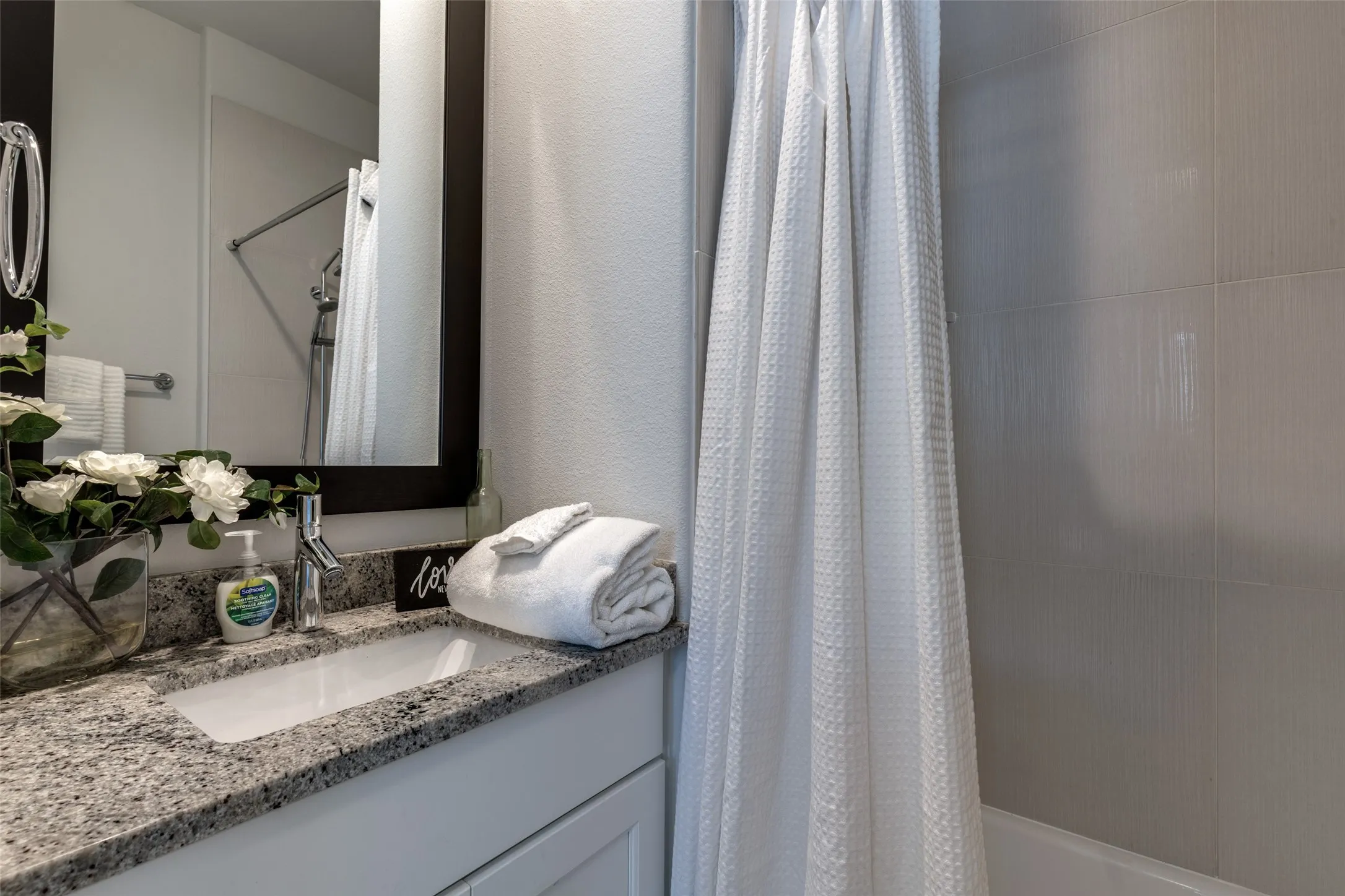 Townhouse For Rent in Dallas County , 4120 Runyon Road, Addison, Texas 75001, 2 Bedroom, 3 Bathroom, 2 Garage spaces, 1,391 Sqft, built in 2018, mls#21393045, Real Estate Agent in Addison, Homes For Rent in Dallas county, Homes For Rent in Addison, Realtor in Addison Texas, Real Estate Brokerage Independent Realty Texas, Luminita Cordes Realtor