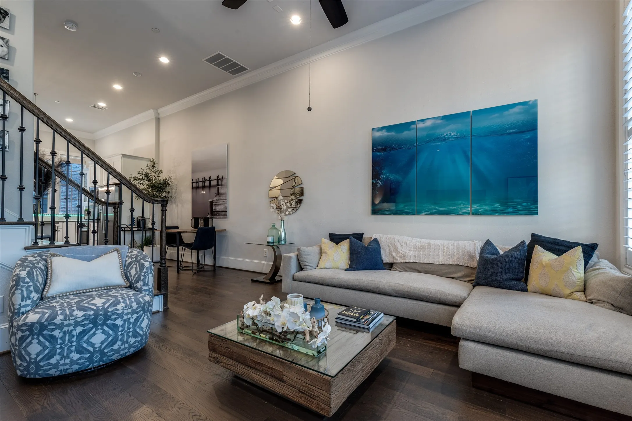 Townhouse For Rent in Dallas County , 4120 Runyon Road, Addison, Texas 75001, 2 Bedroom, 3 Bathroom, 2 Garage spaces, 1,391 Sqft, built in 2018, mls#21393045, Real Estate Agent in Addison, Homes For Rent in Dallas county, Homes For Rent in Addison, Realtor in Addison Texas, Real Estate Brokerage Independent Realty Texas, Luminita Cordes Realtor