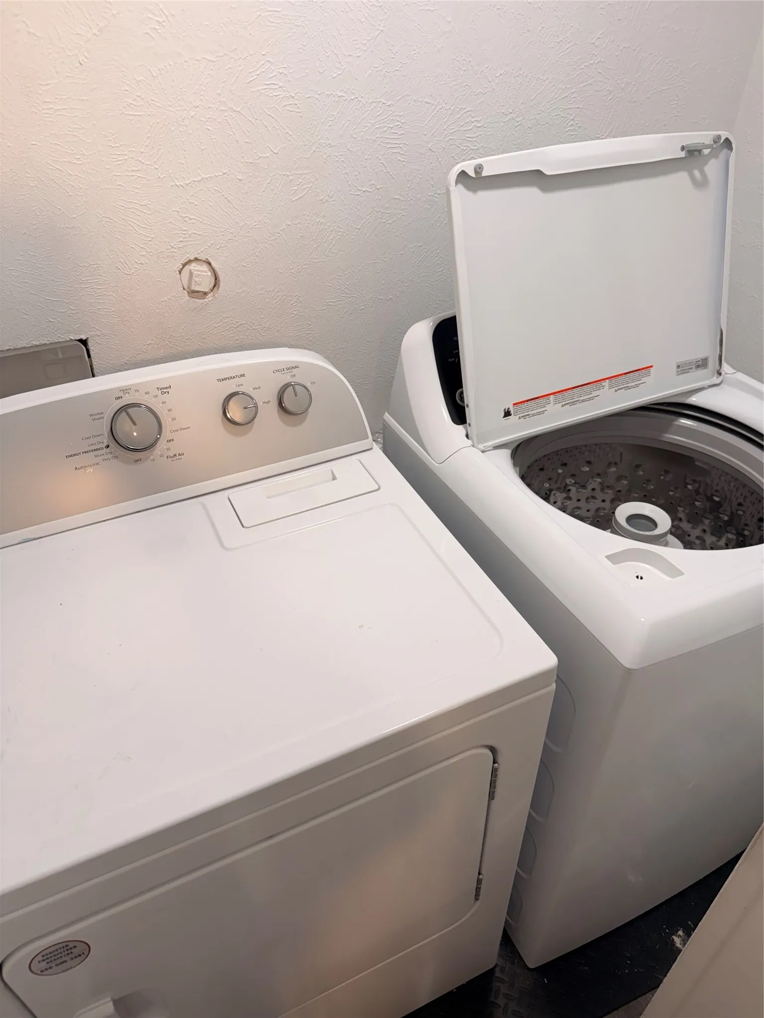 Condominium For Rent in Dallas County , 3913 Inwood Road 1007, Dallas, Texas 75209, 2 Bedroom, 2 Bathroom, Garage spaces, 1,078 Sqft, built in 1983, mls#21388323, Real Estate Agent in Dallas, Homes For Rent in Dallas county, Homes For Rent in Dallas, Realtor in Dallas Texas, Real Estate Brokerage Independent Realty Texas, Luminita Cordes Realtor
