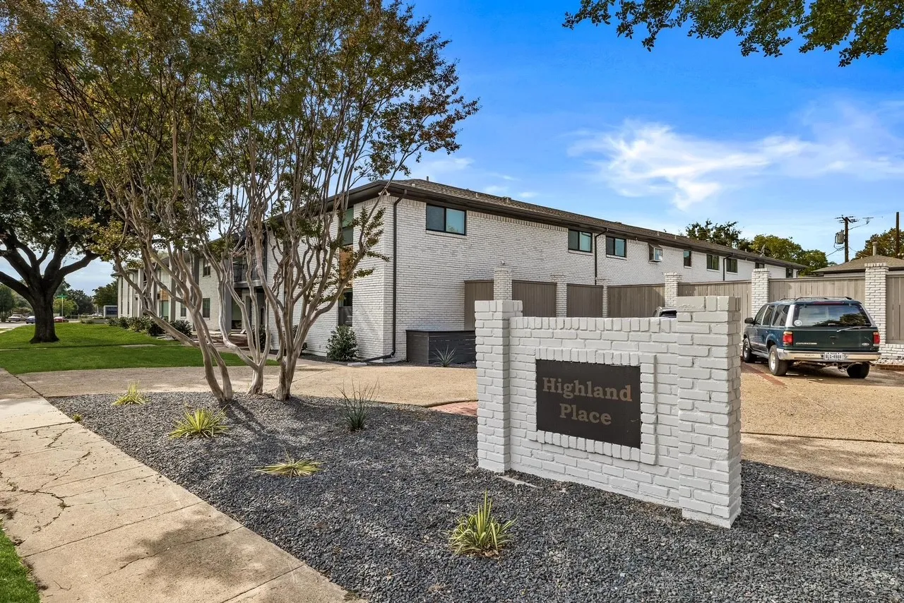 Condominium For Rent in Dallas County , 3913 Inwood Road 1007, Dallas, Texas 75209, 2 Bedroom, 2 Bathroom, Garage spaces, 1,078 Sqft, built in 1983, mls#21388323, Real Estate Agent in Dallas, Homes For Rent in Dallas county, Homes For Rent in Dallas, Realtor in Dallas Texas, Real Estate Brokerage Independent Realty Texas, Luminita Cordes Realtor