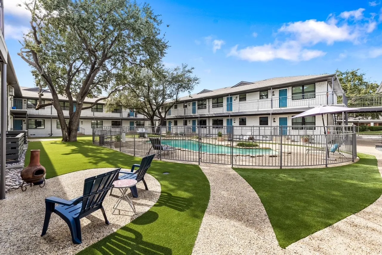 Condominium For Rent