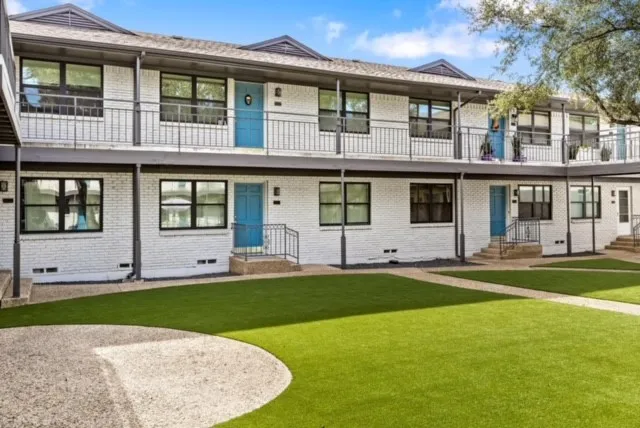 Condominium For Rent in Dallas County , 3913 Inwood Road 1007, Dallas, Texas 75209, 2 Bedroom, 2 Bathroom, Garage spaces, 1,078 Sqft, built in 1983, mls#21388323, Real Estate Agent in Dallas, Homes For Rent in Dallas county, Homes For Rent in Dallas, Realtor in Dallas Texas, Real Estate Brokerage Independent Realty Texas, Luminita Cordes Realtor
