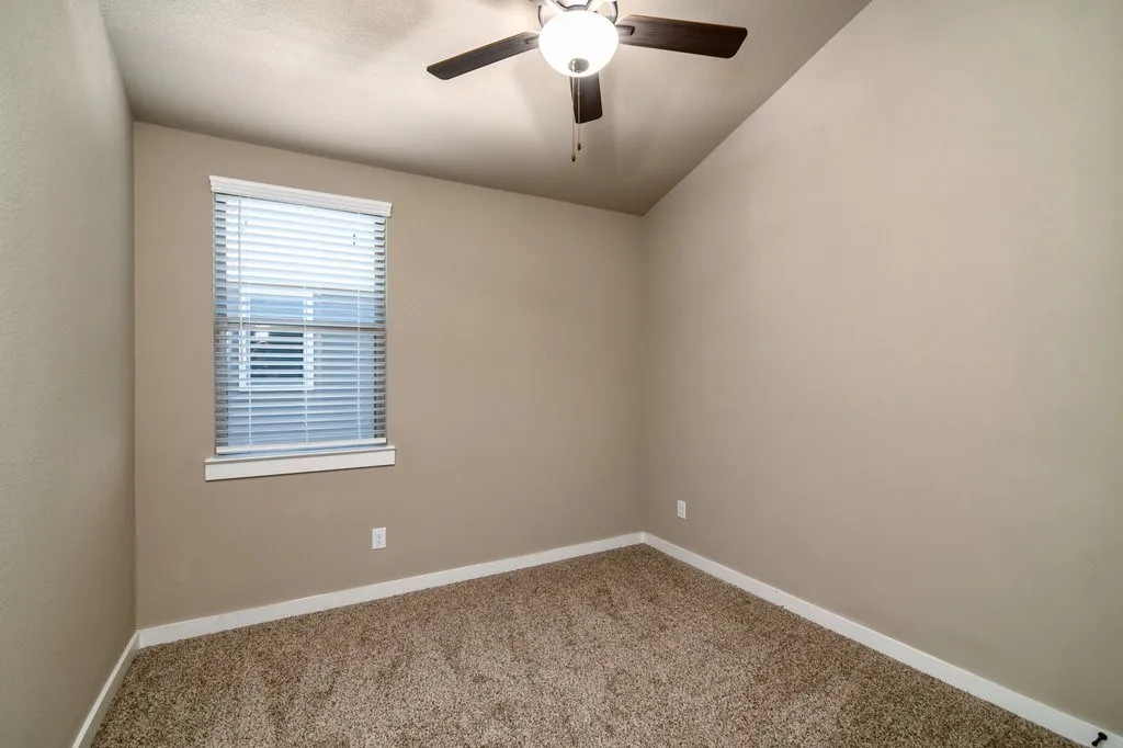 Apartment For Rent in Ellis County , 613 Wheatfield Drive, Venus, Texas 76084, 2 Bedroom, 2 Bathroom, 1 Garage spaces, 1,134 Sqft, built in 2023, mls#21393080, Real Estate Agent in Venus, Homes For Rent in Ellis county, Homes For Rent in Venus, Realtor in Venus Texas, Real Estate Brokerage Independent Realty Texas, Luminita Cordes Realtor