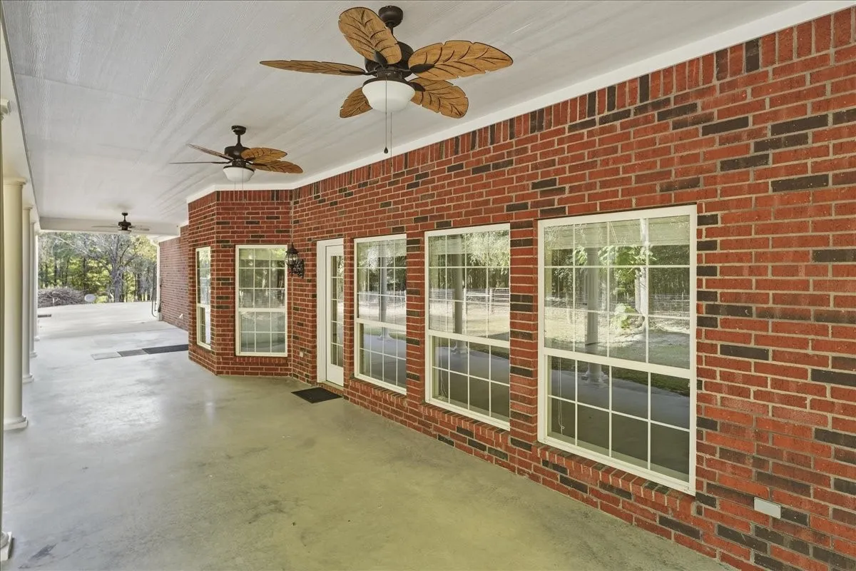 Farm For Sale in Upshur County , 1761 Ironwood Road, Gilmer, Texas 75644, 3 Bedroom, 4 Bathroom, 2 Garage spaces, 2,893 Sqft, built in 2007, mls#21380807, Real Estate Agent in Gilmer, Homes For Sale in Upshur county, Homes For Sale in Gilmer, Realtor in Gilmer Texas, Real Estate Brokerage Independent Realty Texas, Luminita Cordes Realtor