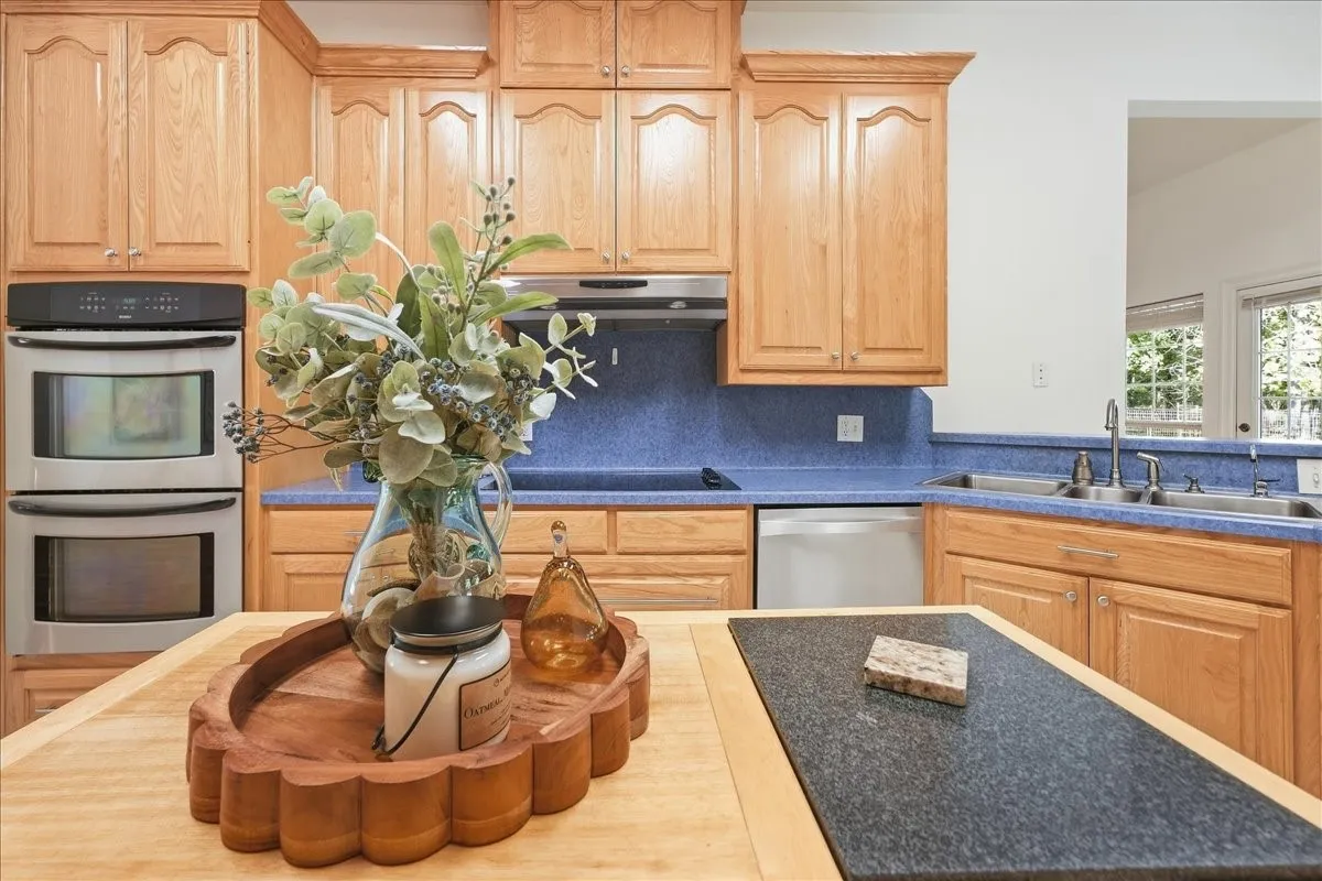 Farm For Sale in Upshur County , 1761 Ironwood Road, Gilmer, Texas 75644, 3 Bedroom, 4 Bathroom, 2 Garage spaces, 2,893 Sqft, built in 2007, mls#21380807, Real Estate Agent in Gilmer, Homes For Sale in Upshur county, Homes For Sale in Gilmer, Realtor in Gilmer Texas, Real Estate Brokerage Independent Realty Texas, Luminita Cordes Realtor