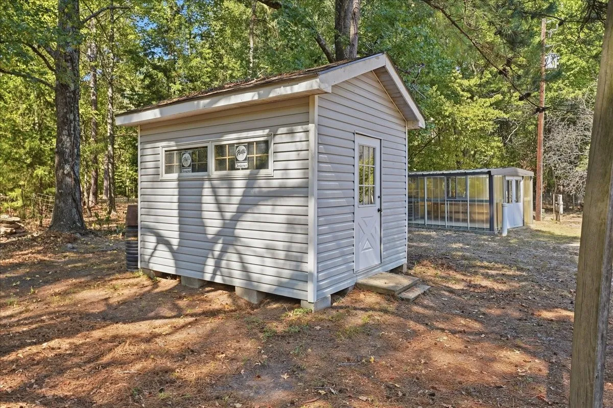 Farm For Sale in Upshur County , 1761 Ironwood Road, Gilmer, Texas 75644, 3 Bedroom, 4 Bathroom, 2 Garage spaces, 2,893 Sqft, built in 2007, mls#21380807, Real Estate Agent in Gilmer, Homes For Sale in Upshur county, Homes For Sale in Gilmer, Realtor in Gilmer Texas, Real Estate Brokerage Independent Realty Texas, Luminita Cordes Realtor