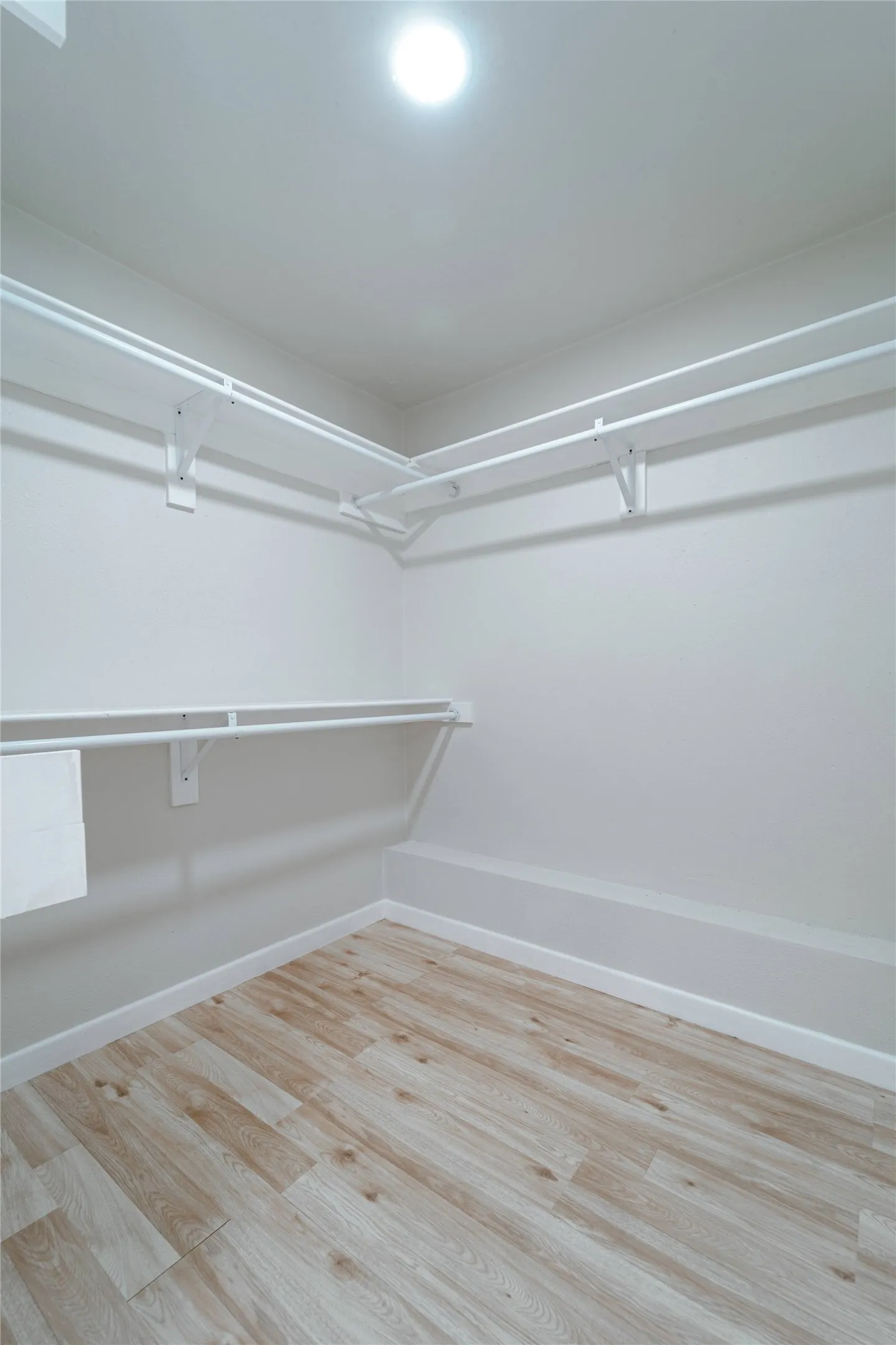 Condominium For Sale in Dallas County , 10017 Regal Park Lane 205, Dallas, Texas 75230, 2 Bedroom, 2 Bathroom, Garage spaces, 1,344 Sqft, built in 1964, mls#21386214, Real Estate Agent in Dallas, Homes For Sale in Dallas county, Homes For Sale in Dallas, Realtor in Dallas Texas, Real Estate Brokerage Independent Realty Texas, Luminita Cordes Realtor