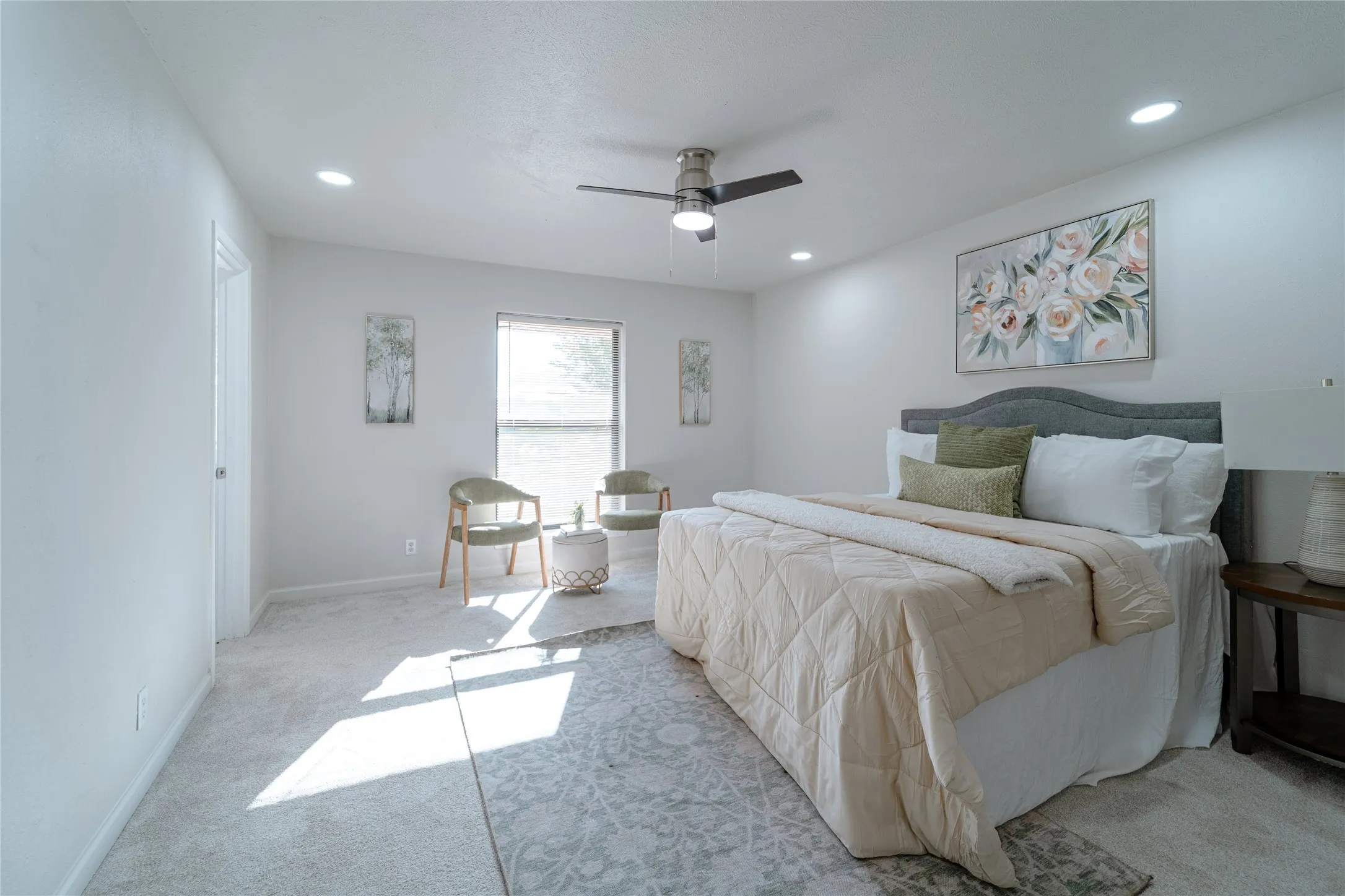 Condominium For Sale in Dallas County , 10017 Regal Park Lane 205, Dallas, Texas 75230, 2 Bedroom, 2 Bathroom, Garage spaces, 1,344 Sqft, built in 1964, mls#21386214, Real Estate Agent in Dallas, Homes For Sale in Dallas county, Homes For Sale in Dallas, Realtor in Dallas Texas, Real Estate Brokerage Independent Realty Texas, Luminita Cordes Realtor