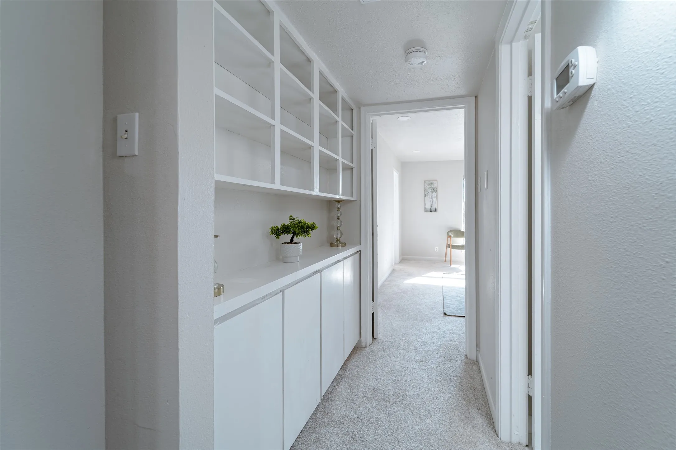 Condominium For Sale in Dallas County , 10017 Regal Park Lane 205, Dallas, Texas 75230, 2 Bedroom, 2 Bathroom, Garage spaces, 1,344 Sqft, built in 1964, mls#21386214, Real Estate Agent in Dallas, Homes For Sale in Dallas county, Homes For Sale in Dallas, Realtor in Dallas Texas, Real Estate Brokerage Independent Realty Texas, Luminita Cordes Realtor