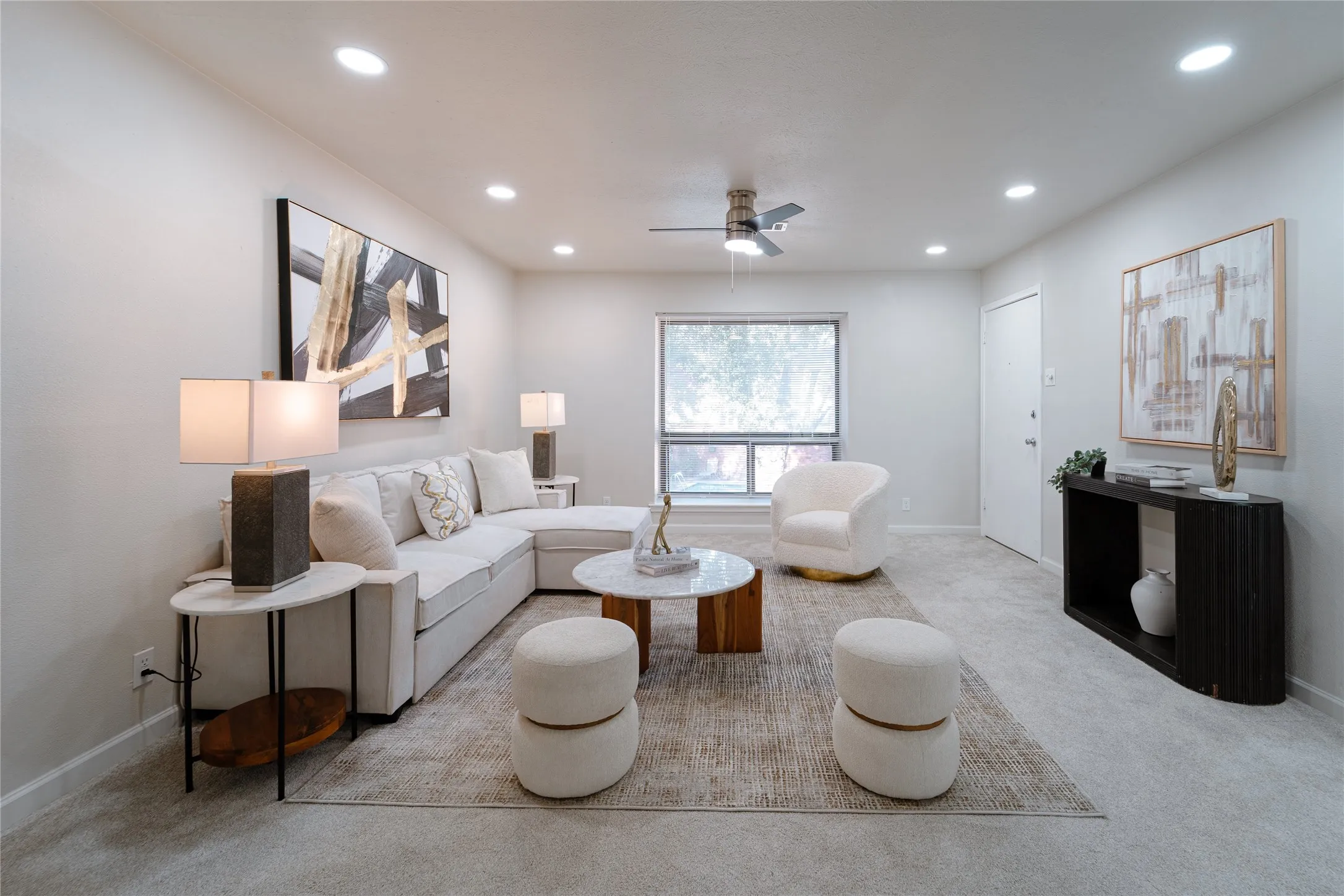Condominium For Sale in Dallas County , 10017 Regal Park Lane 205, Dallas, Texas 75230, 2 Bedroom, 2 Bathroom, Garage spaces, 1,344 Sqft, built in 1964, mls#21386214, Real Estate Agent in Dallas, Homes For Sale in Dallas county, Homes For Sale in Dallas, Realtor in Dallas Texas, Real Estate Brokerage Independent Realty Texas, Luminita Cordes Realtor